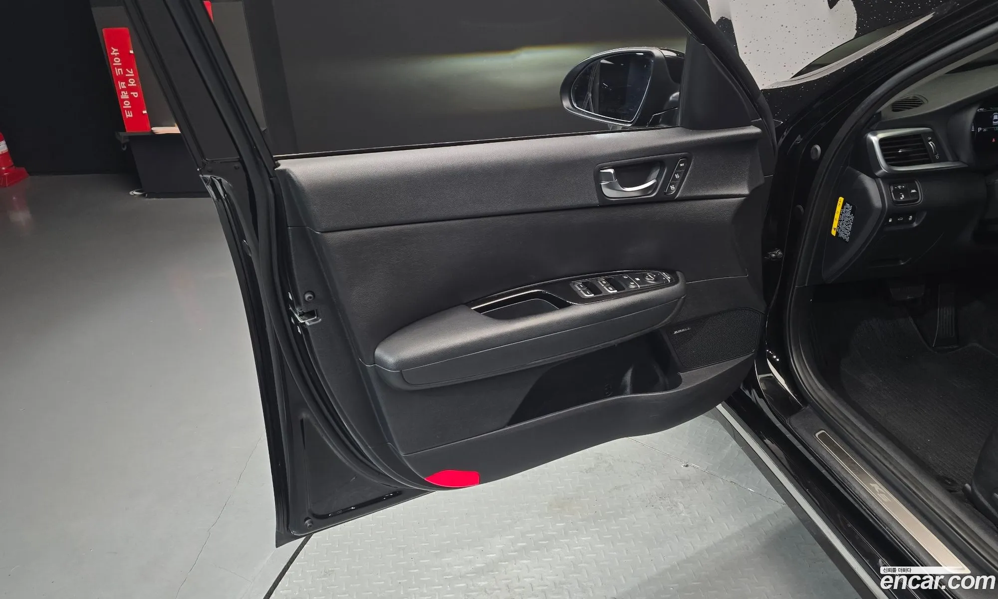 Kia K5 Hybrid 2018 — 26