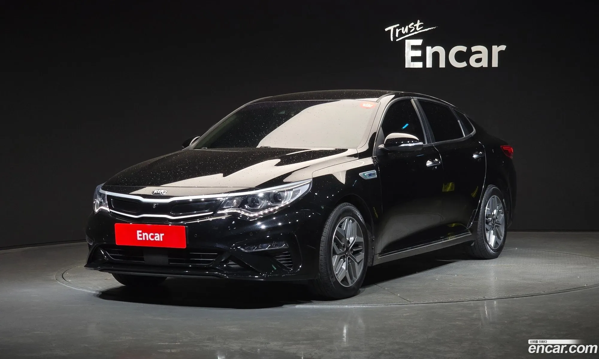 Kia K5 Hybrid 2018 — 31