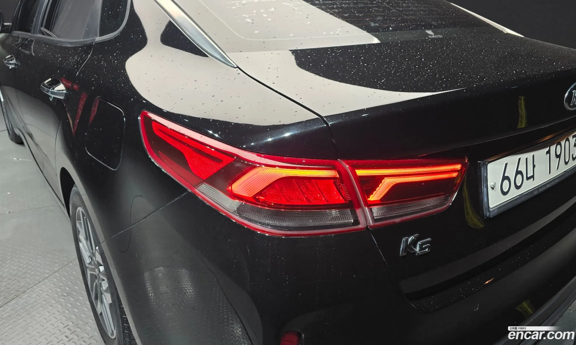 Kia K5 Hybrid 2018 — 27