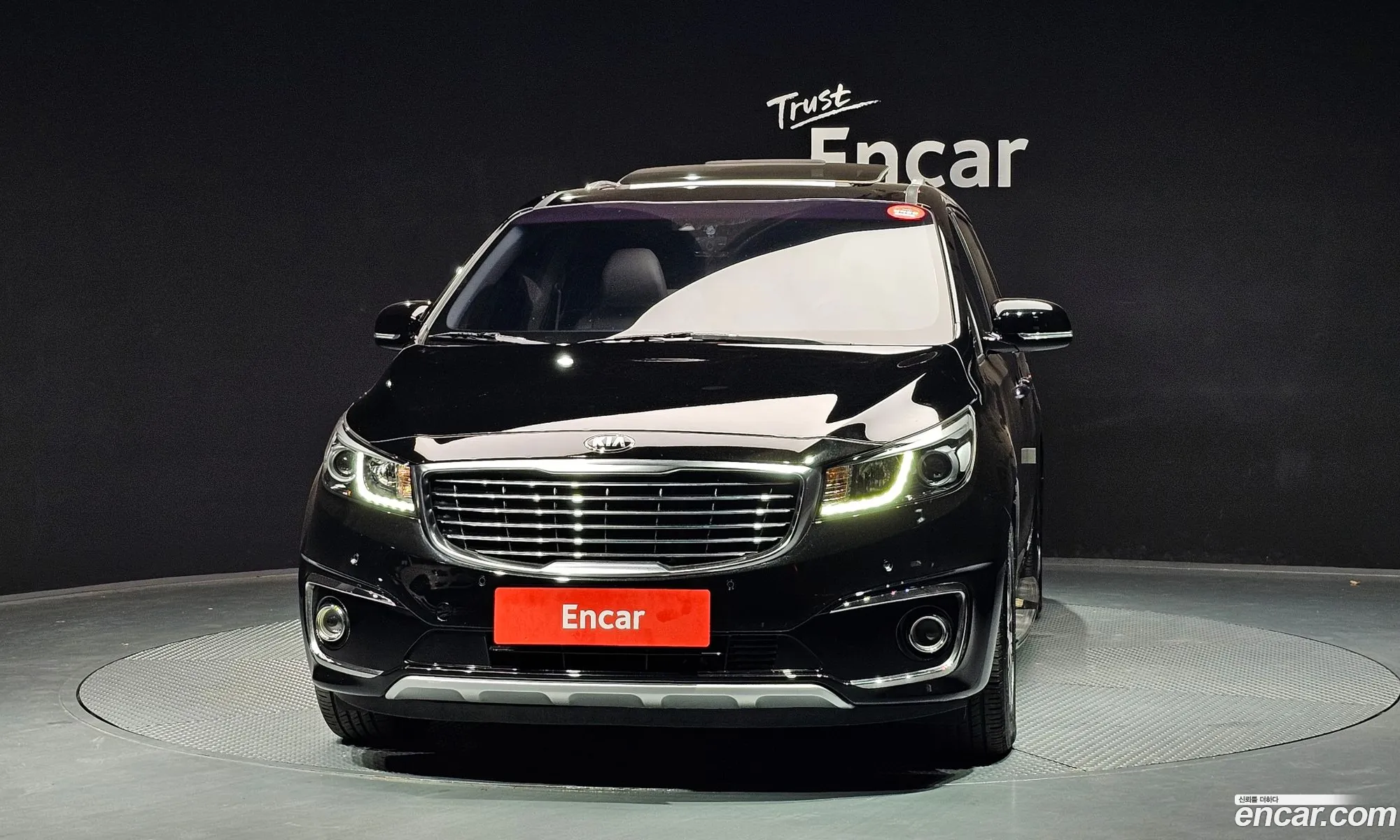 Kia Carnival 2017 — 3