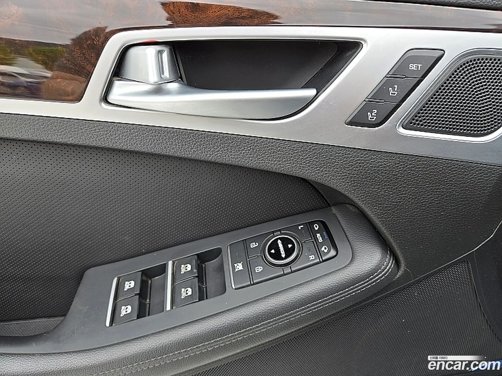 Hyundai Genesis DH 2015 — 7