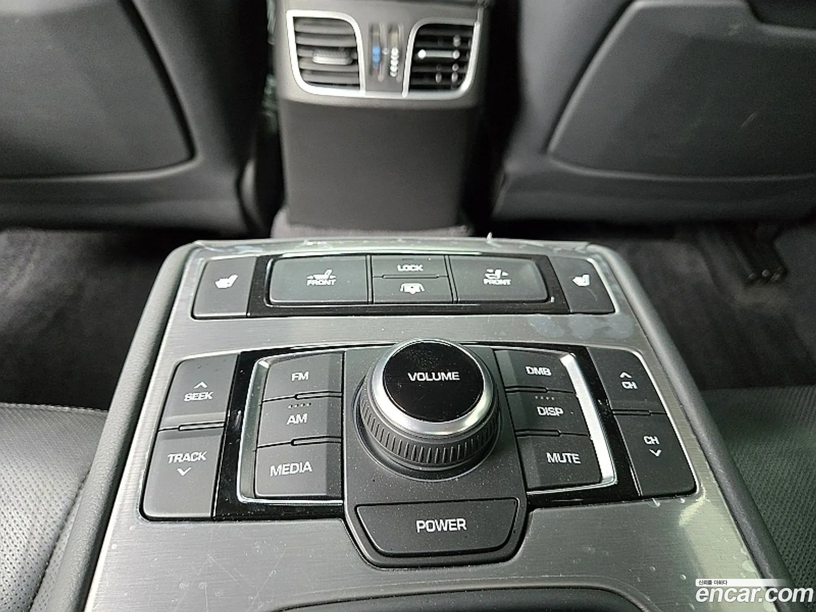 Hyundai Genesis DH 2015 — 13