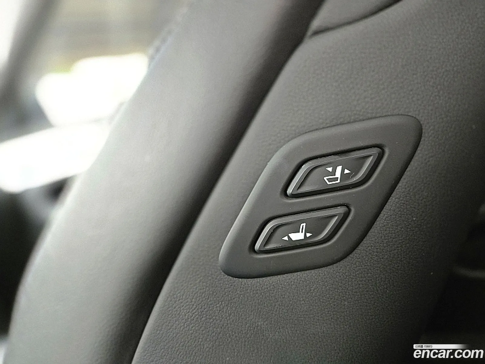 Hyundai Genesis DH 2015 — 5