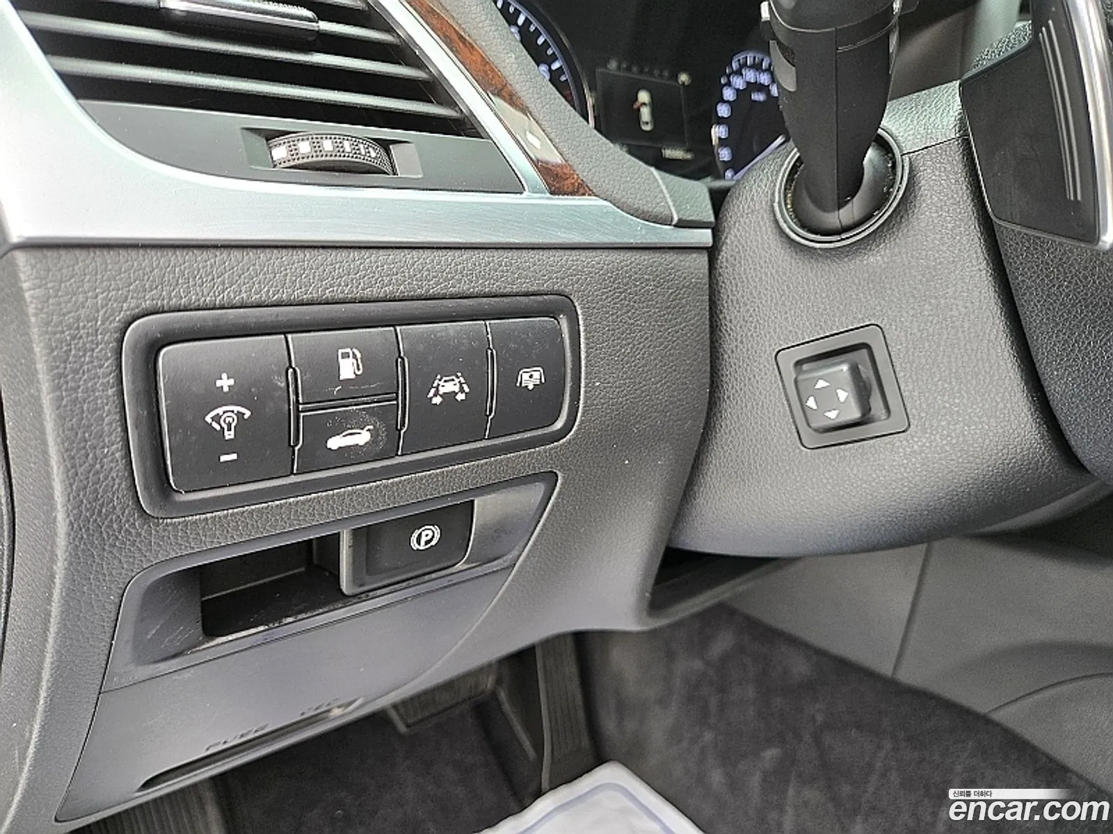 Hyundai Genesis DH 2015 — 4