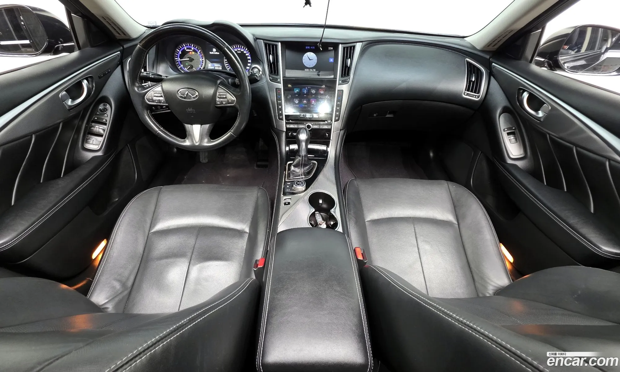Infiniti Q50 2016 — 19