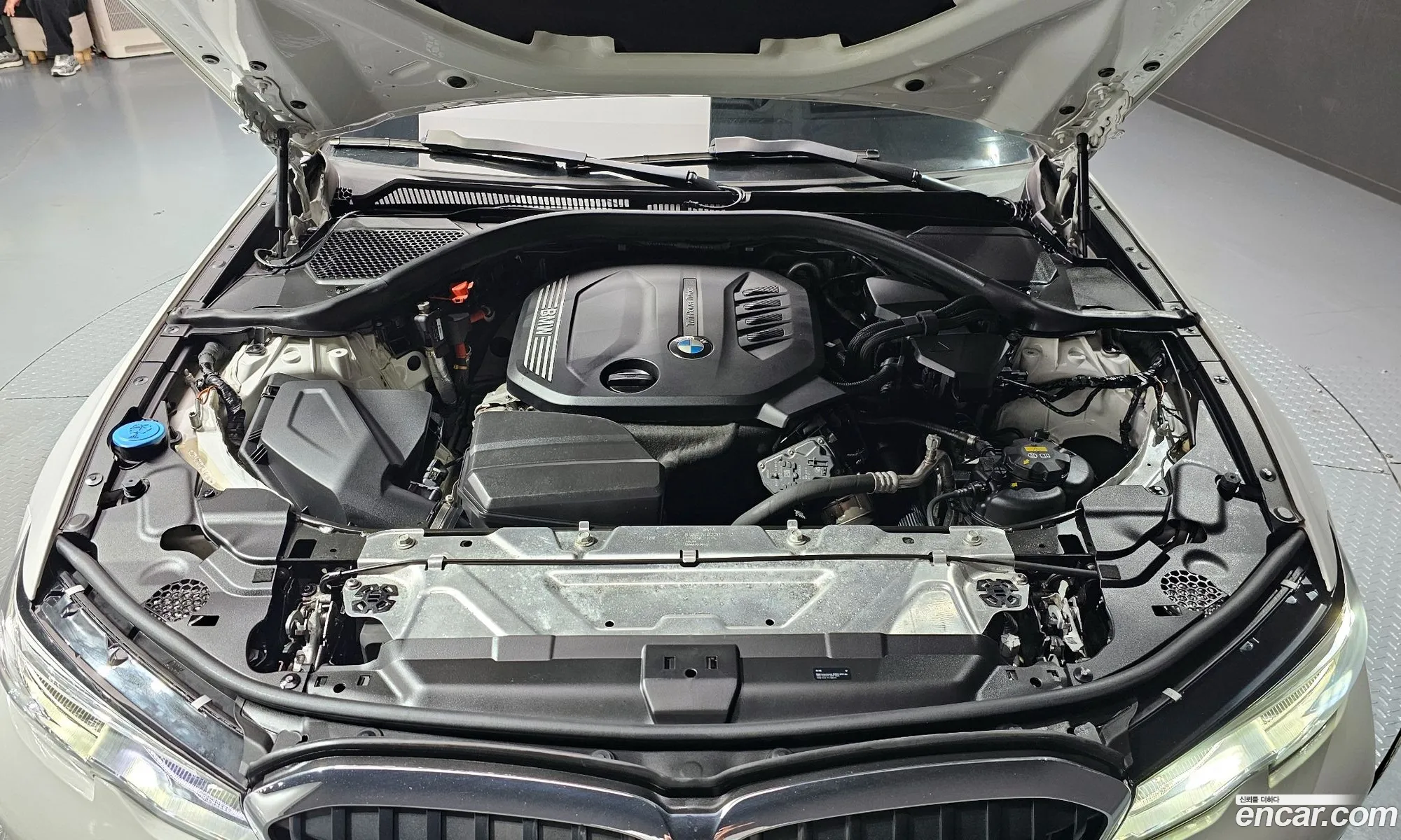 BMW 3 Series 2019 WBA5V5107KAJ59143 — 11