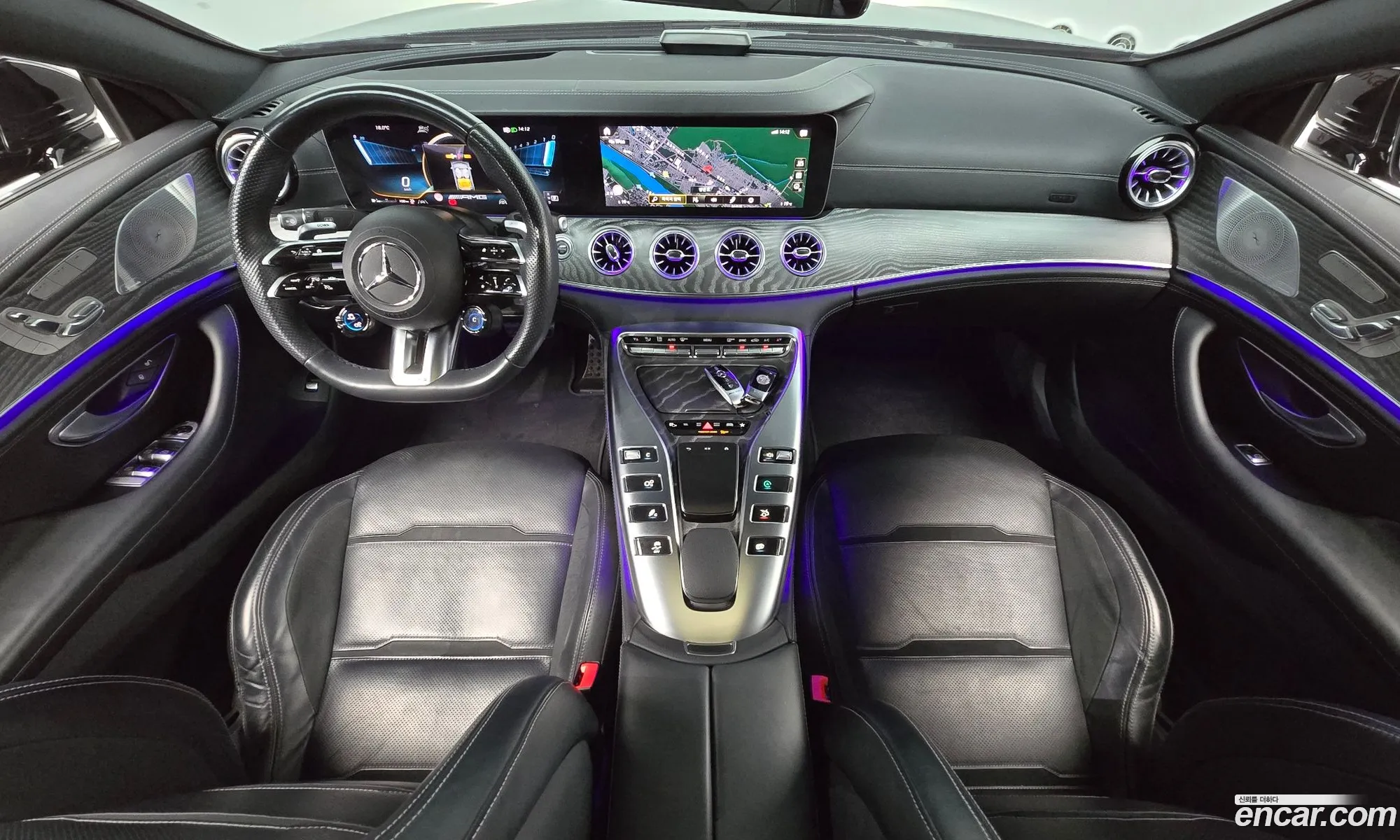 Mercedes-Benz AMG GT 2023 — 16