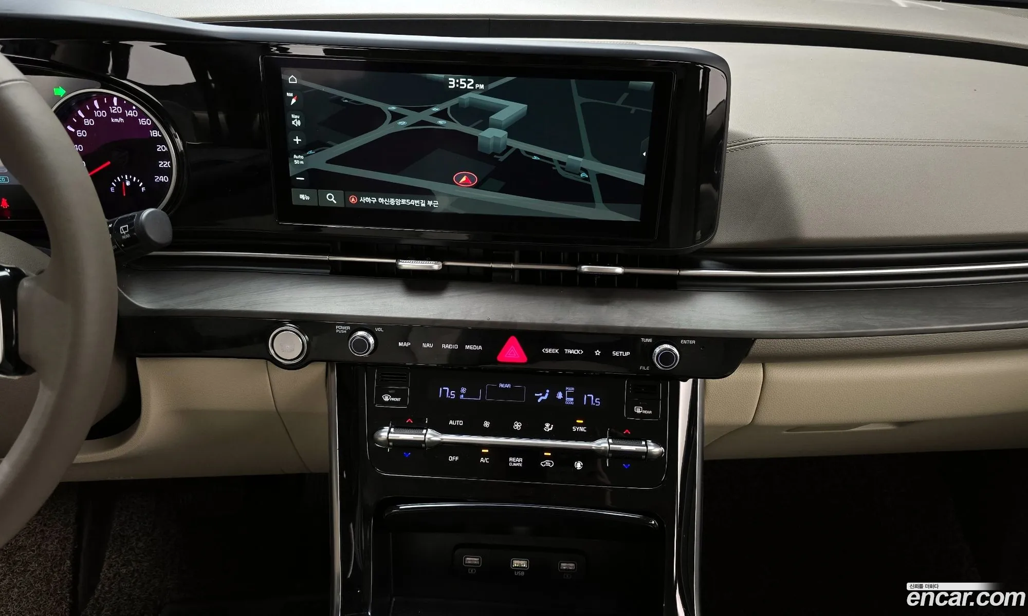 Kia Carnival 2021 — 2