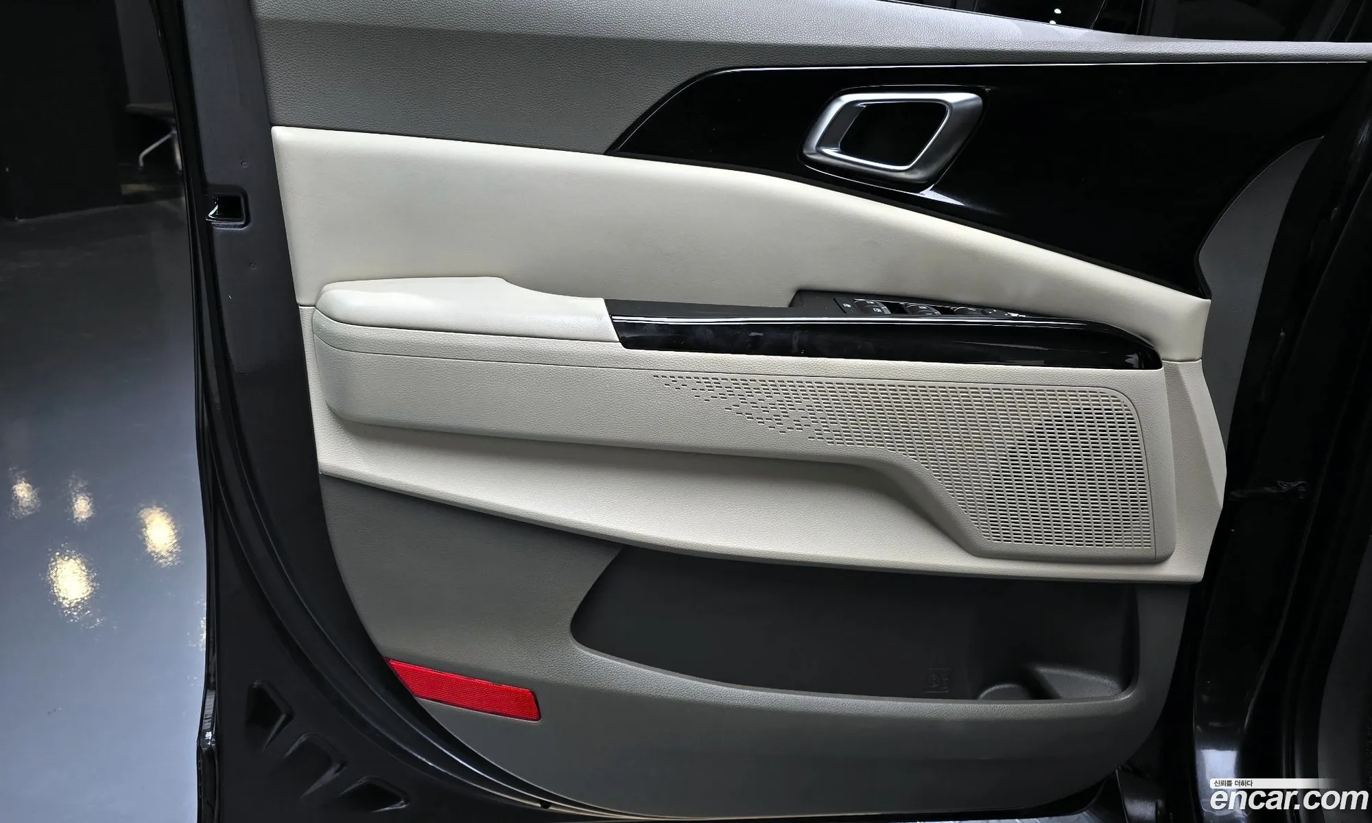 Kia Carnival 2021 — 3