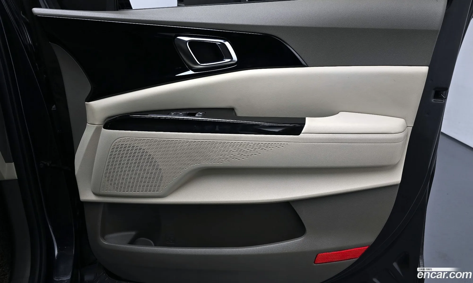 Kia Carnival 2021 — 20