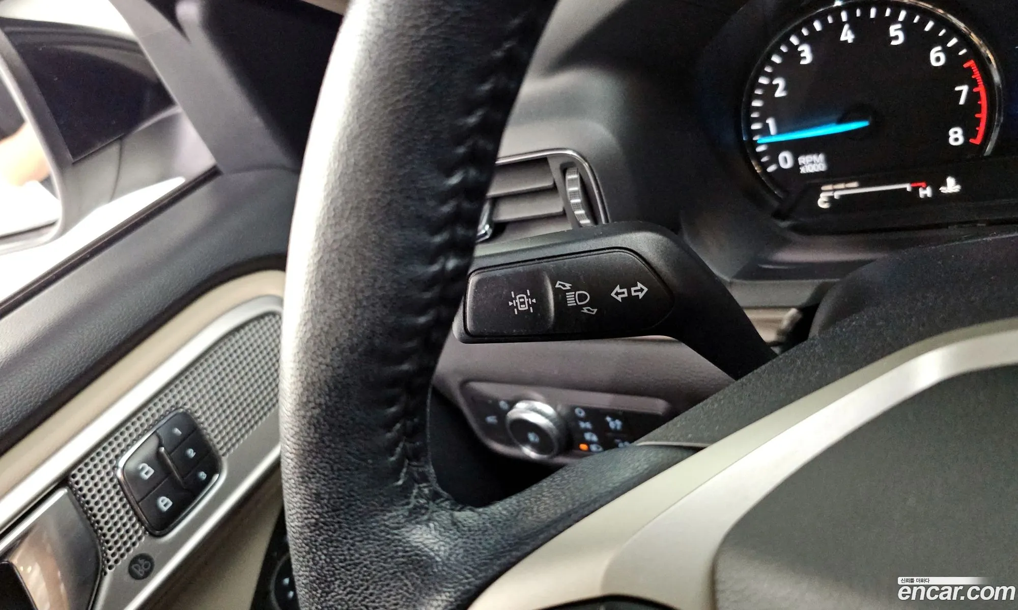 Ford Explorer 6th Gen 2021 1FMSK8FH9MGB09581 — 4