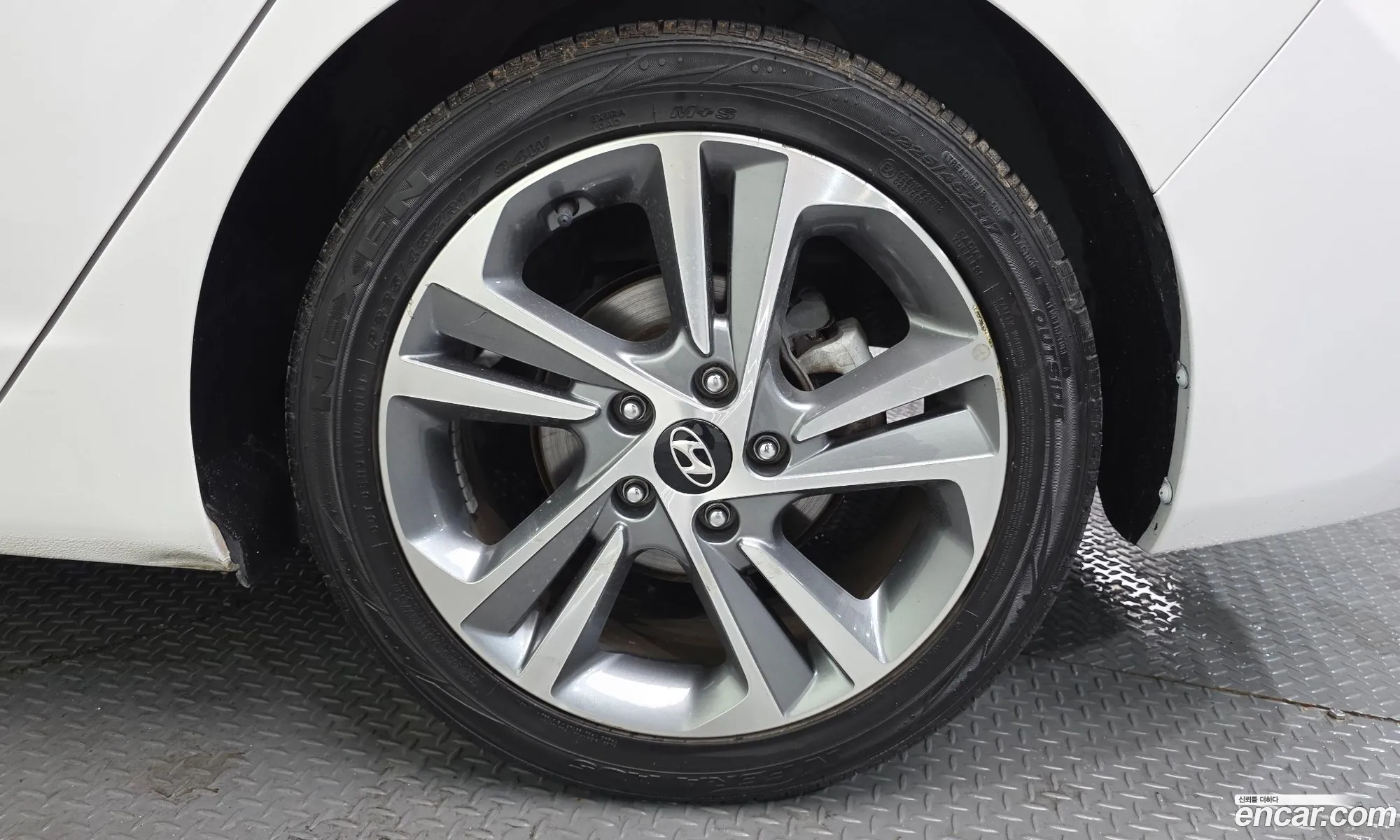 Hyundai Elantra MD 2012 — 29