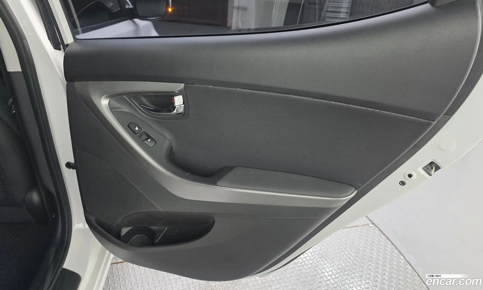 Hyundai Elantra MD 2012 — 11