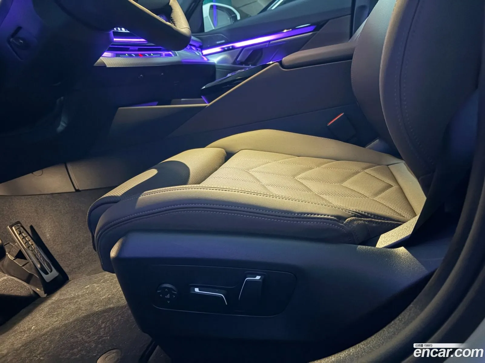 BMW 5 Series 2025 — 4