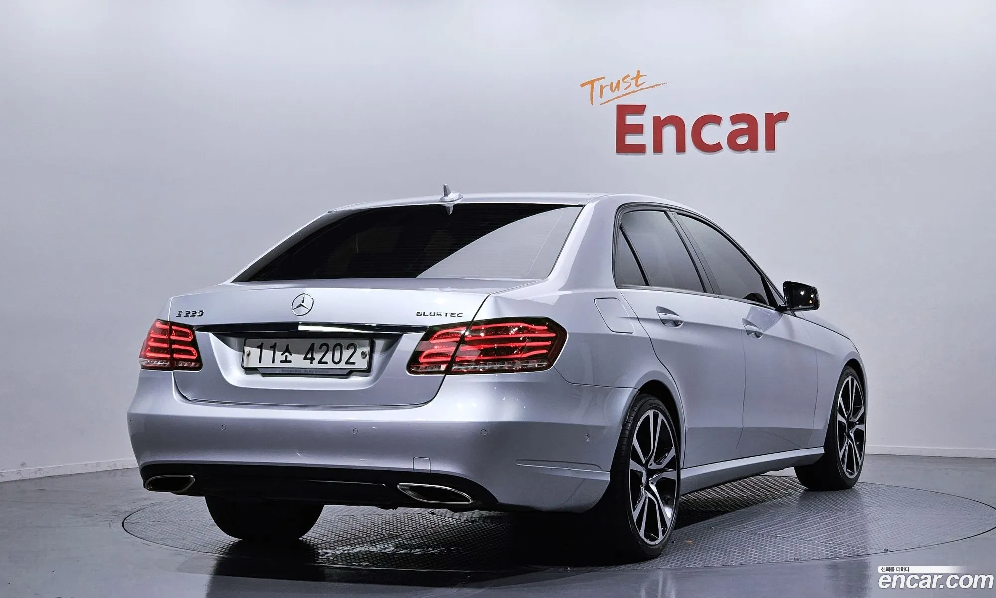 Mercedes-Benz E-Class W212 2015 — 8