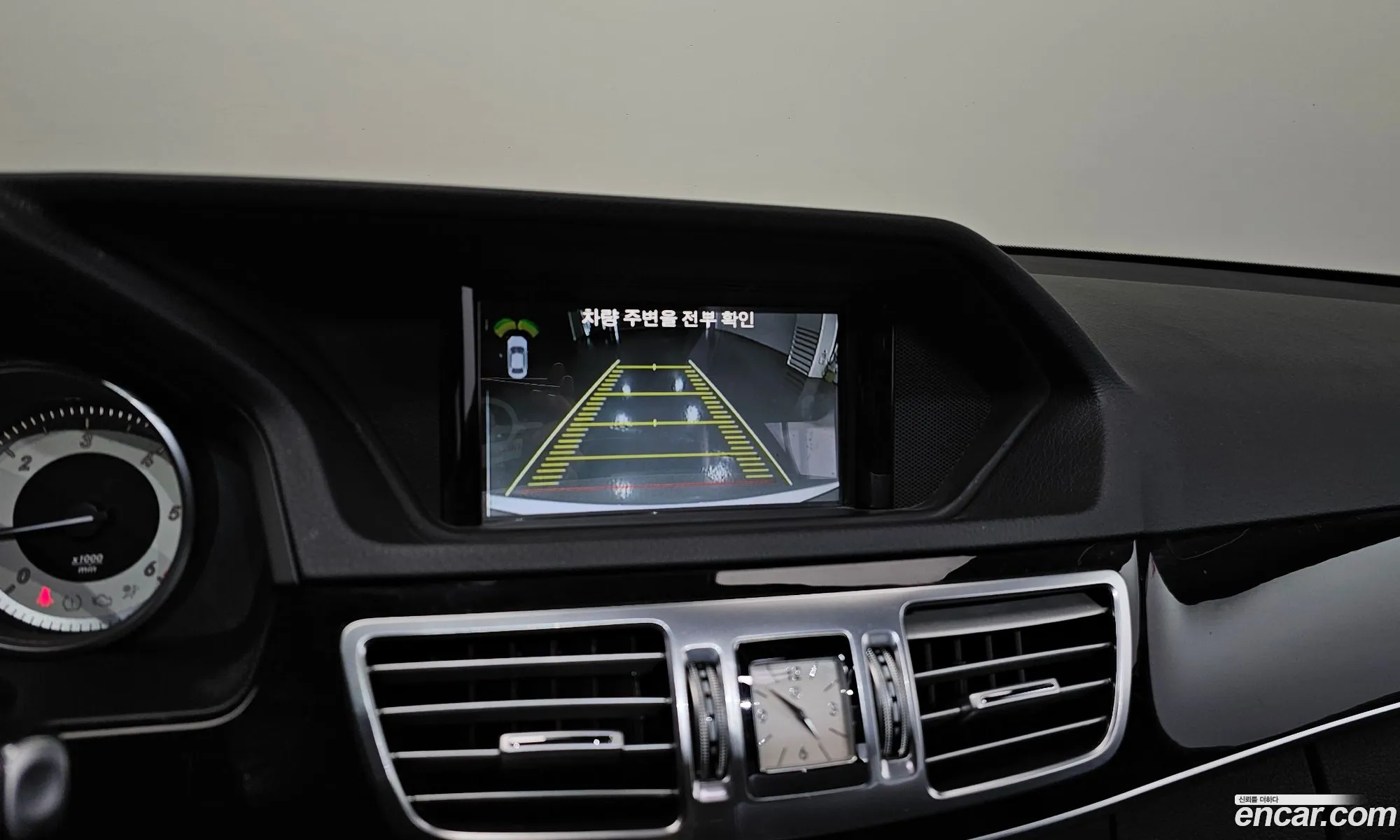 Mercedes-Benz E-Class W212 2015 — 9