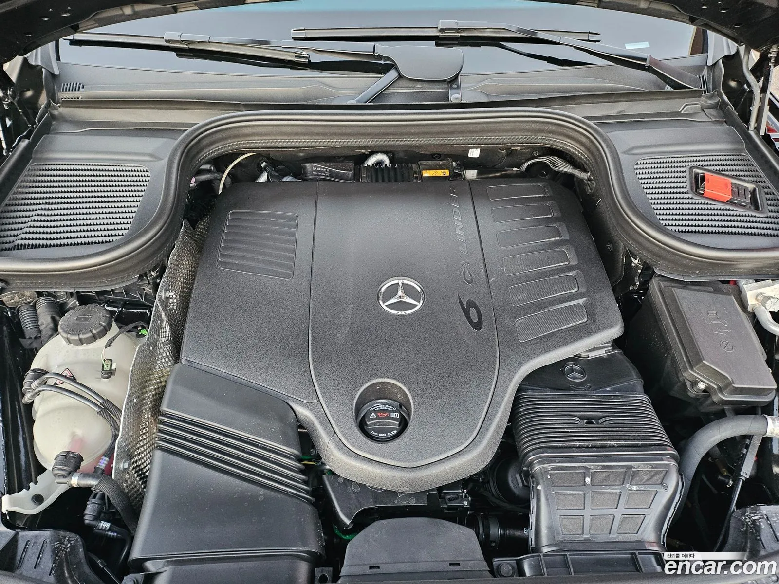 Mercedes-Benz GLE-Class W167 2025 — 16
