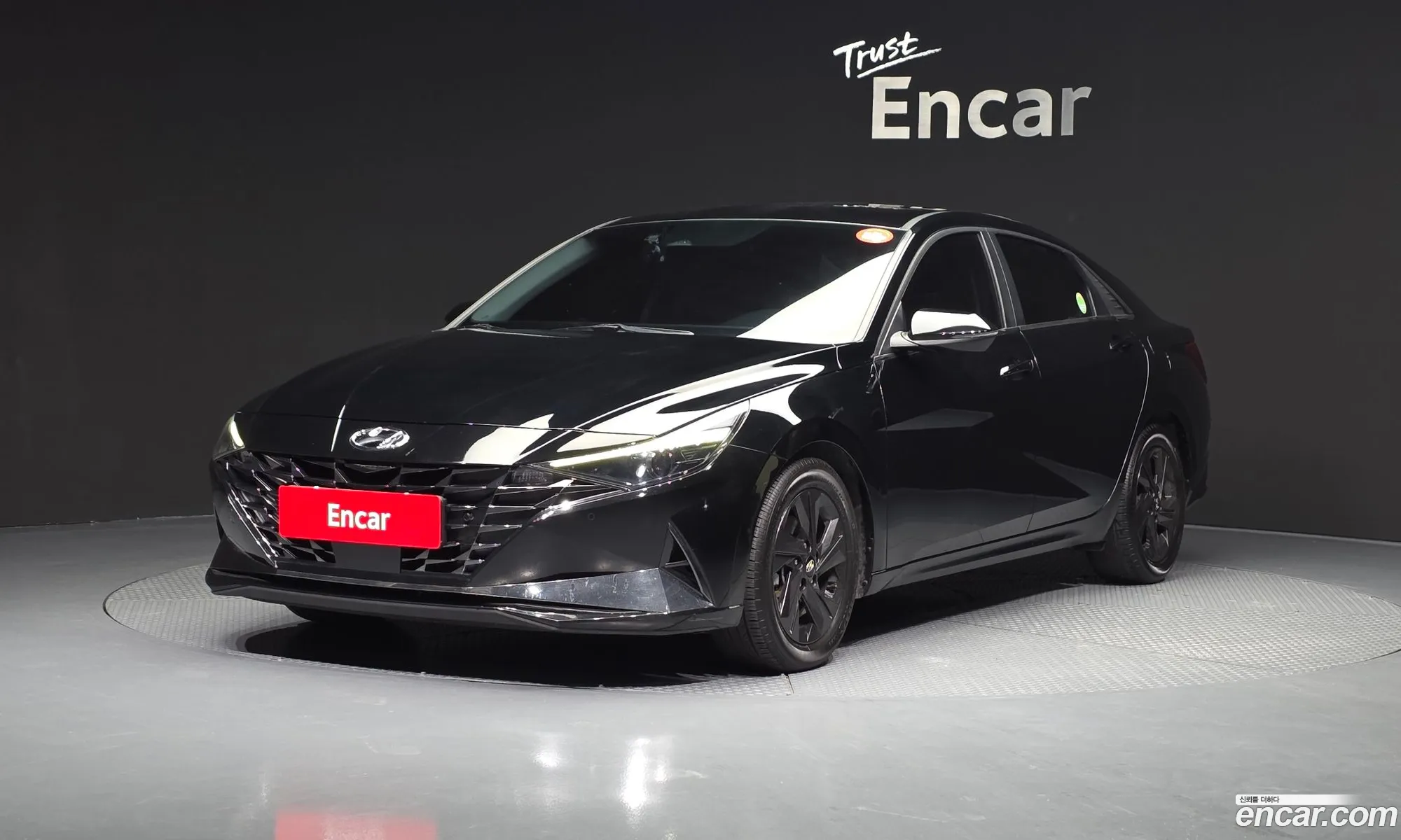 Hyundai Elantra Hybrid 2020 — 28