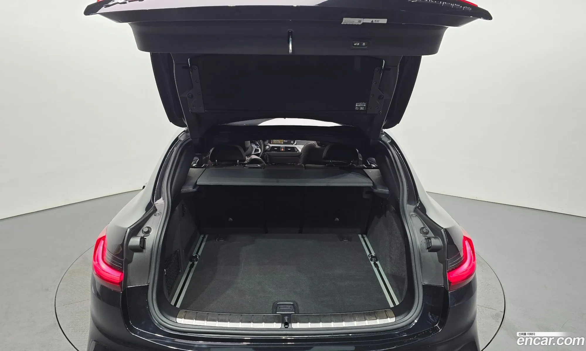 BMW X4 2020 WBAVJ9100L9B52642 — 4