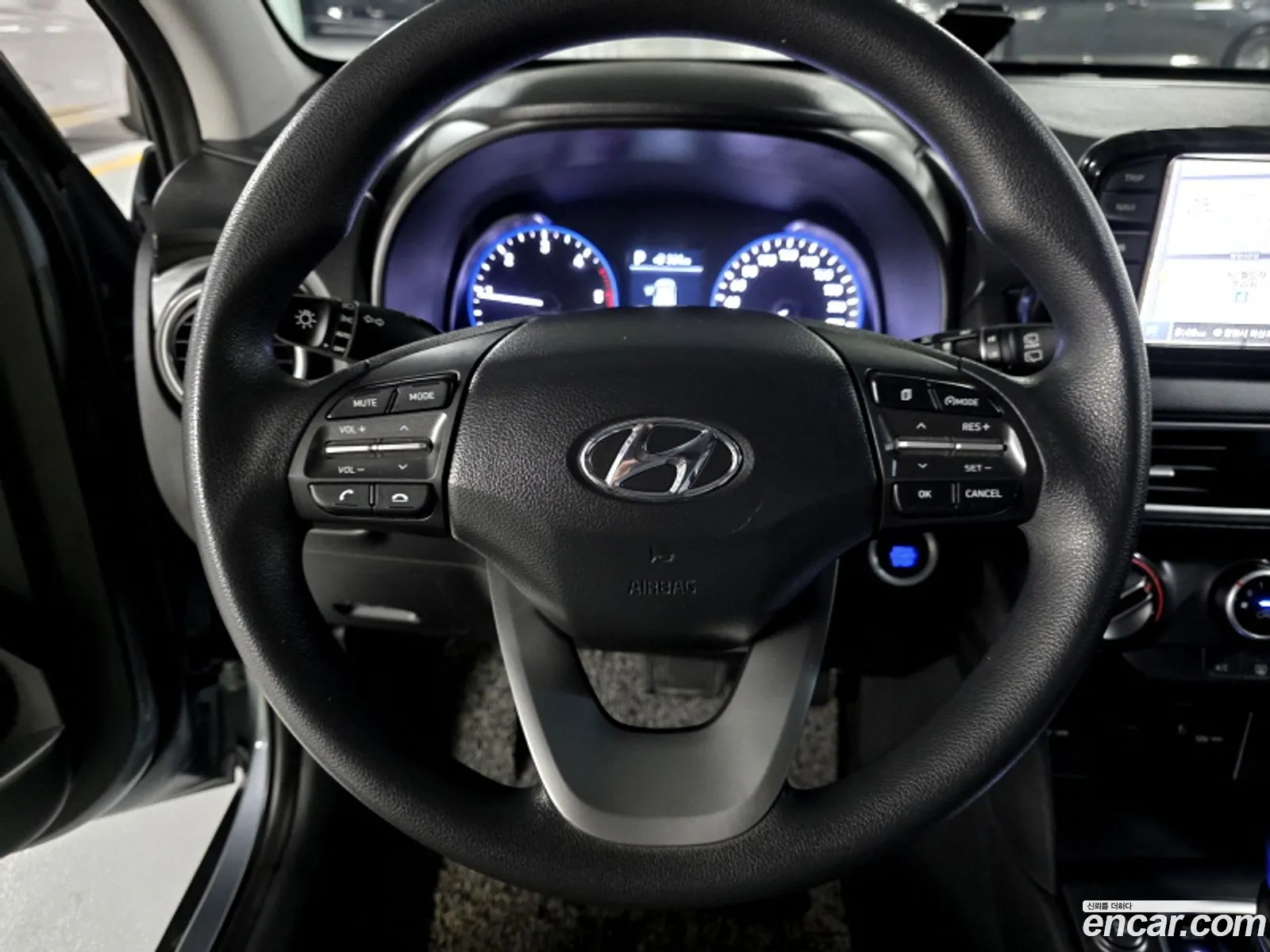 Hyundai Kona 2017 — 16