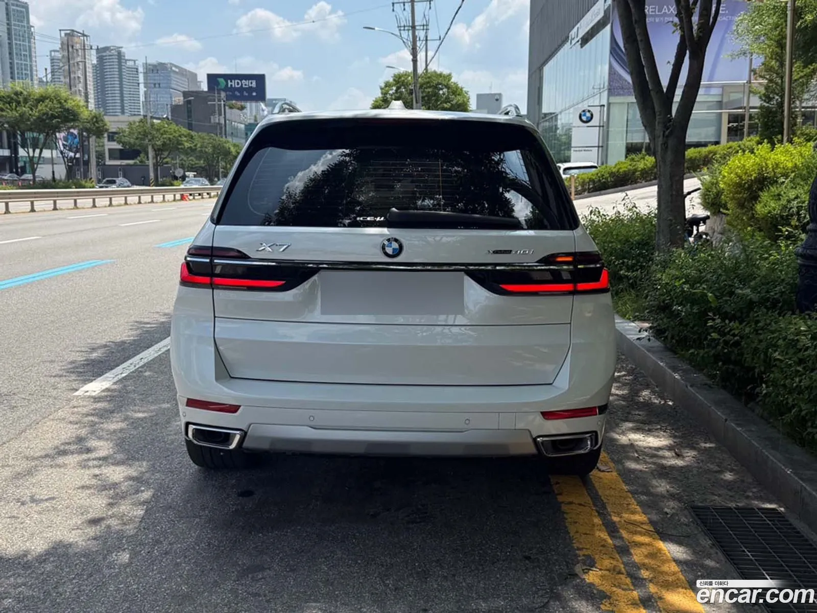 BMW X7 2025 — 10