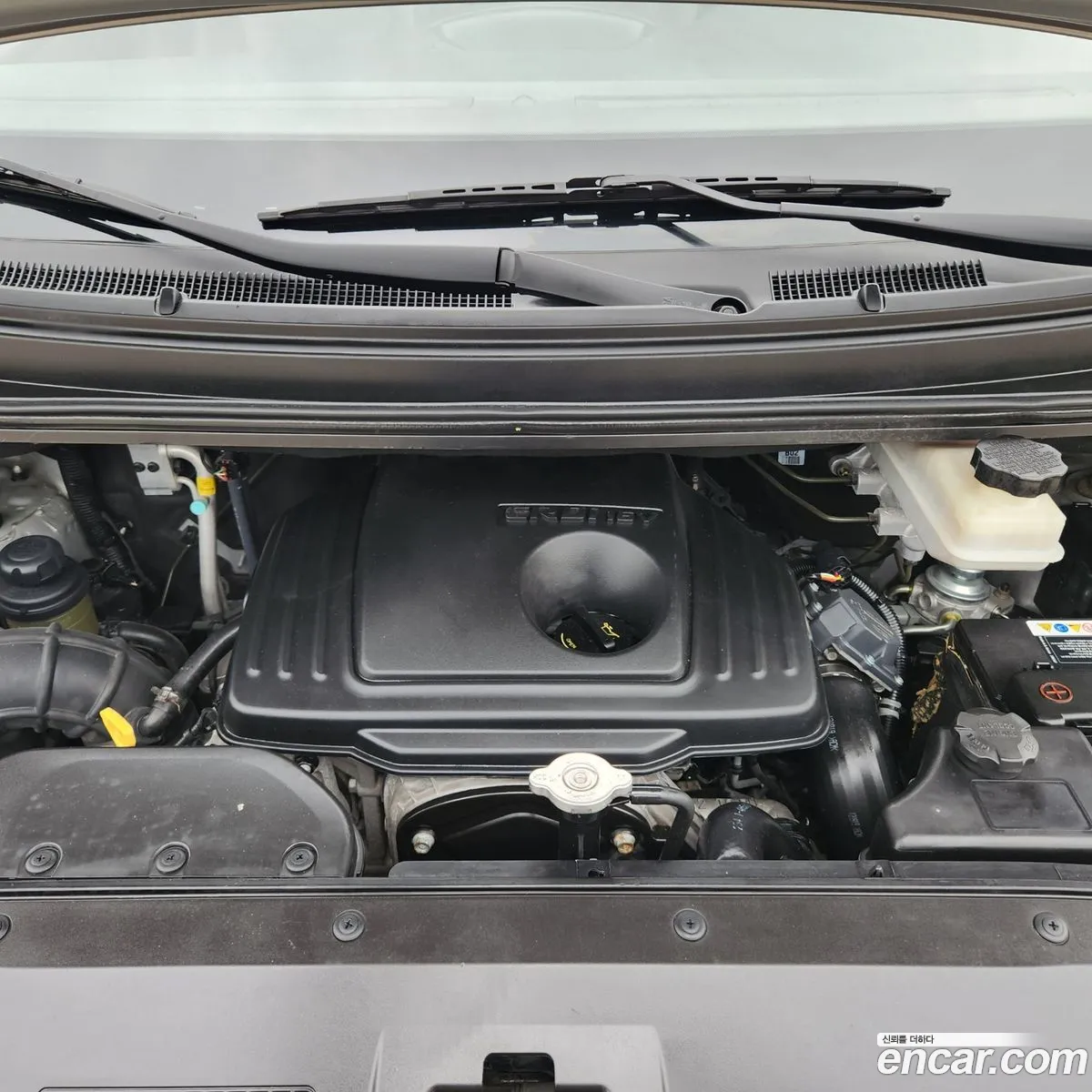 Hyundai Grand Starex 2013 — 11