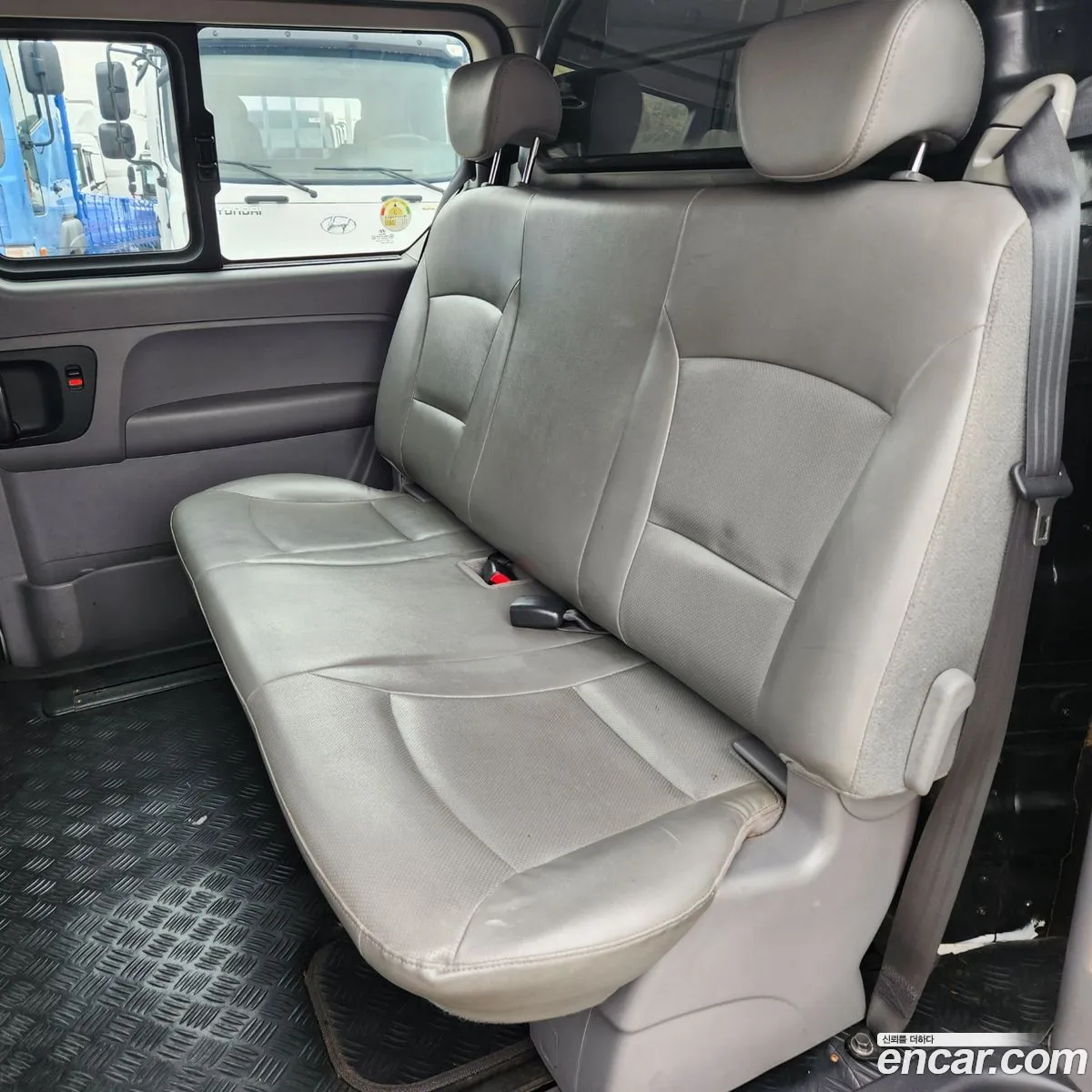 Hyundai Grand Starex 2013 — 2