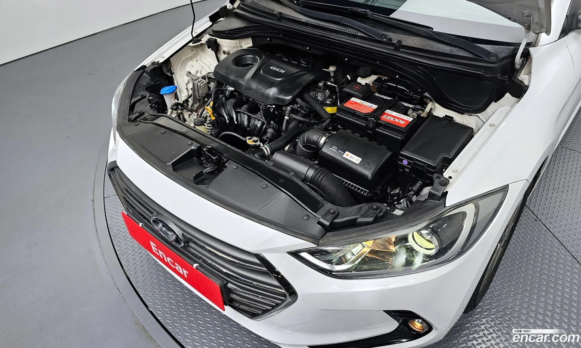 Hyundai Elantra AD 2016 — 9