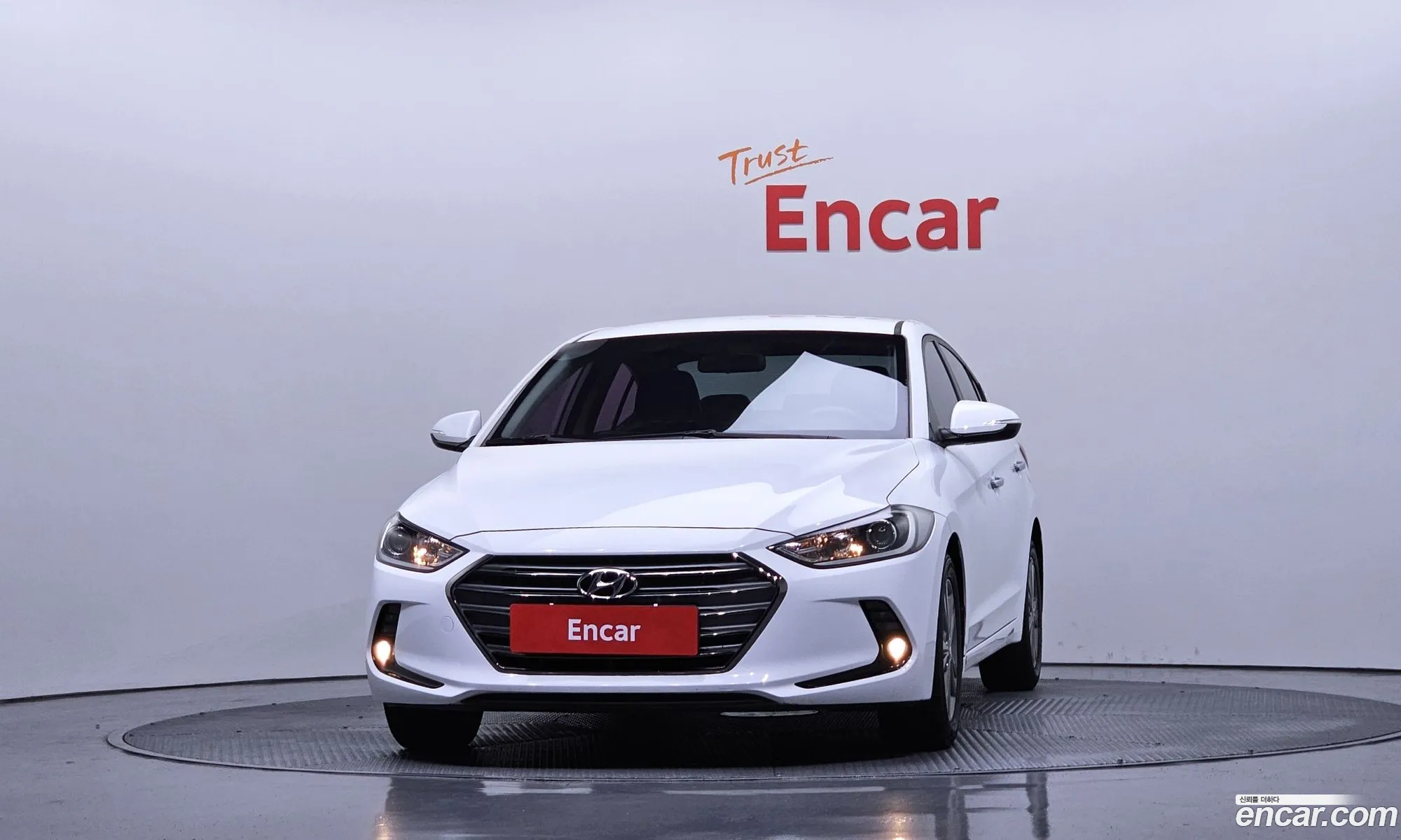 Hyundai Elantra AD 2016 — 4