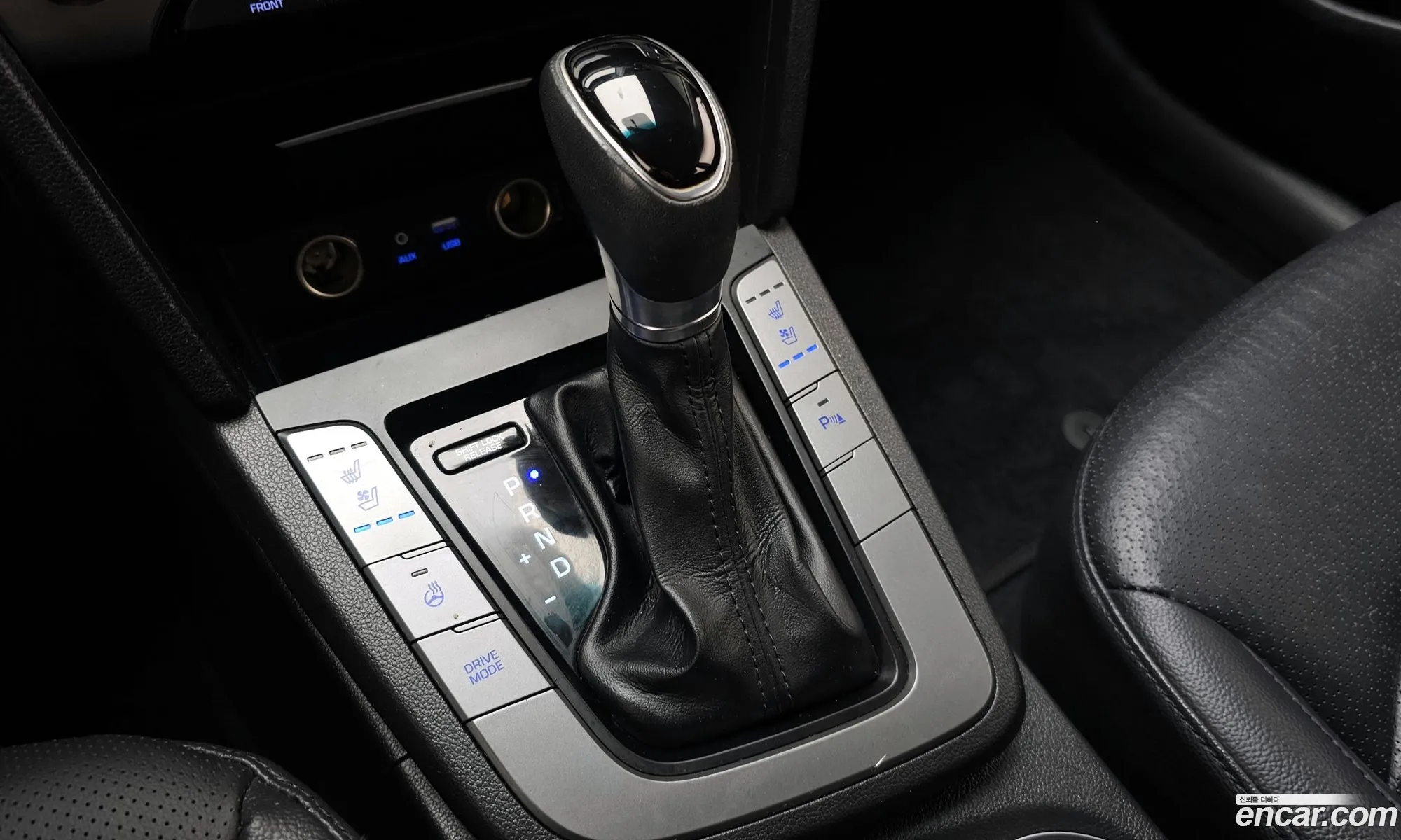 Hyundai Elantra AD 2016 — 12