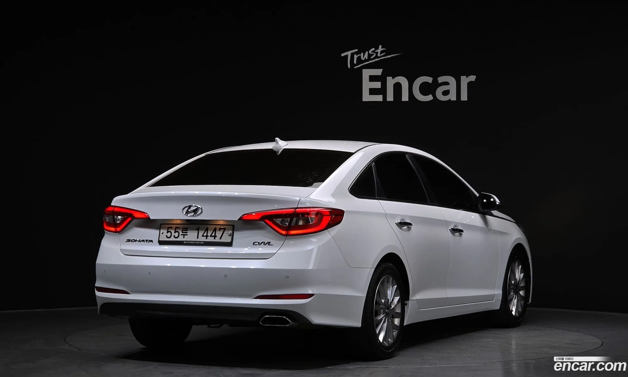 Hyundai LF Sonata 2017 — 18