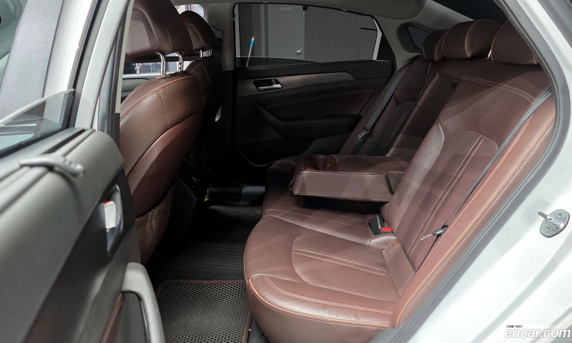 Hyundai LF Sonata 2017 — 16