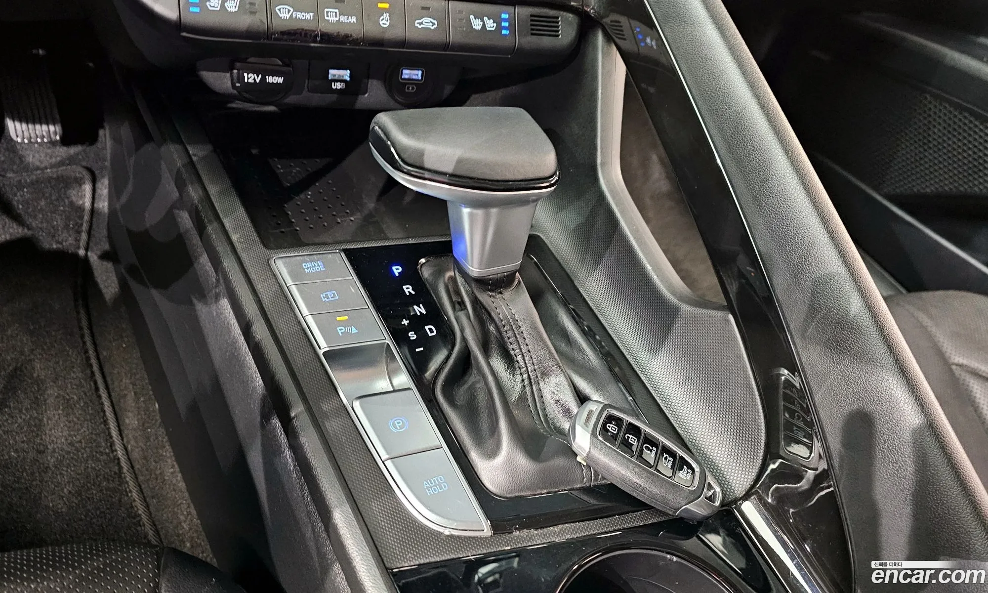 Hyundai Elantra 2021 — 2