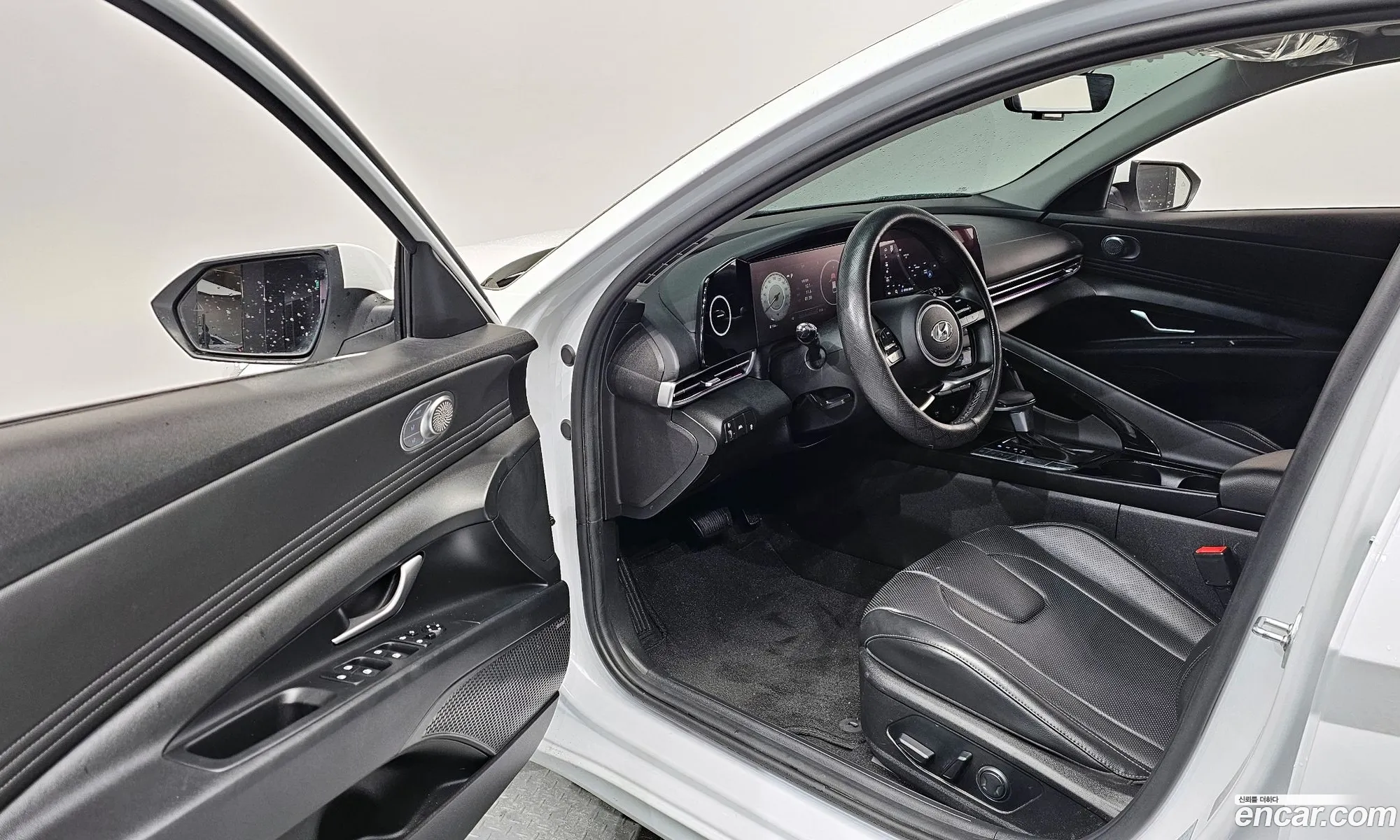 Hyundai Elantra 2021 — 19