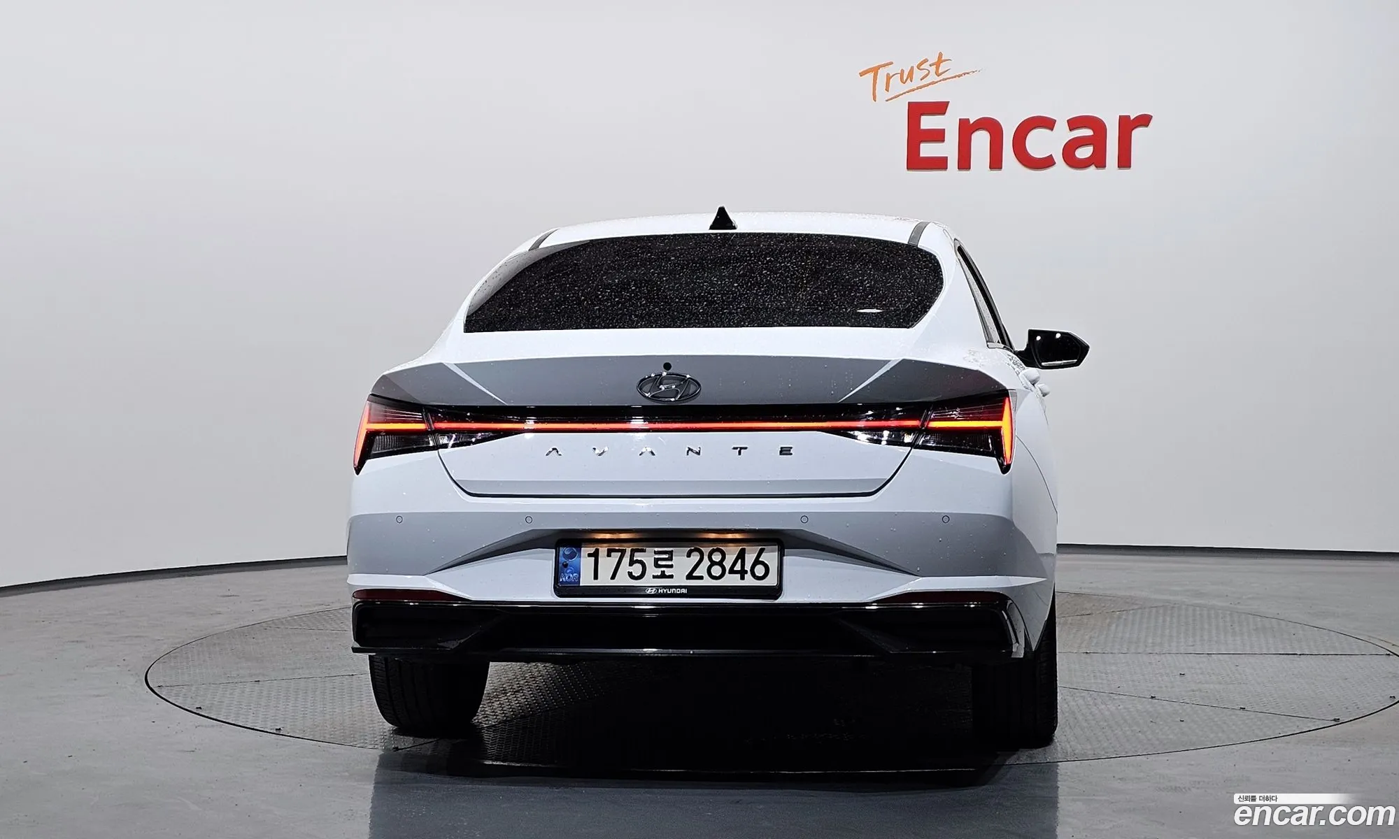 Hyundai Elantra 2021 — 13