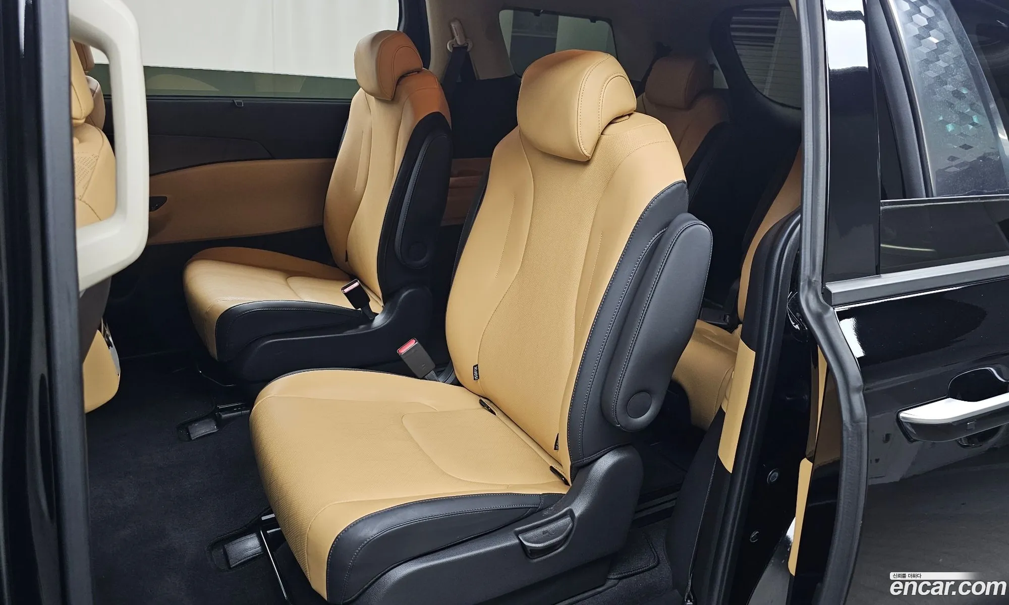Kia Carnival 2020 — 5