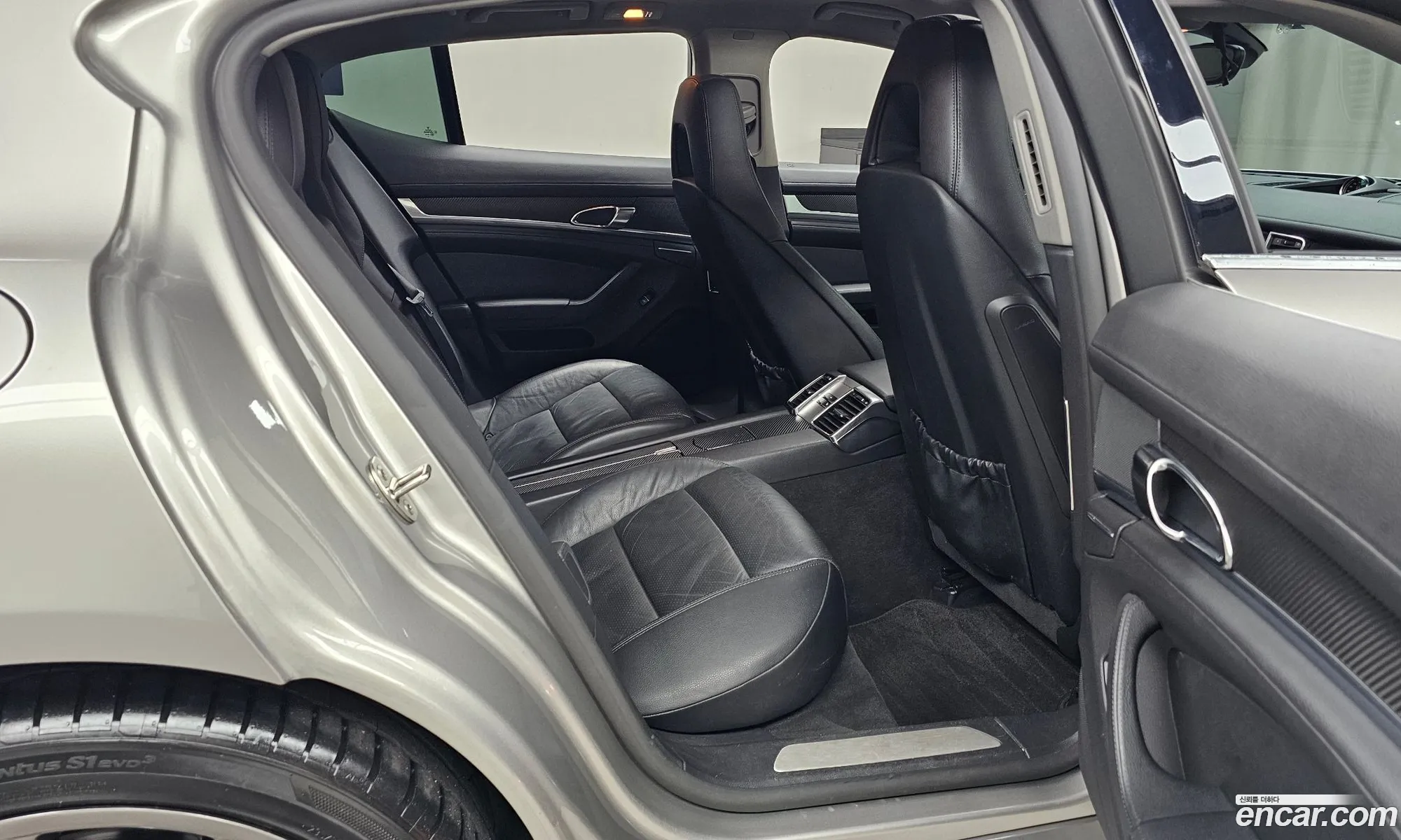Porsche Panamera 2010 WP0AB2976AL061301 — 13