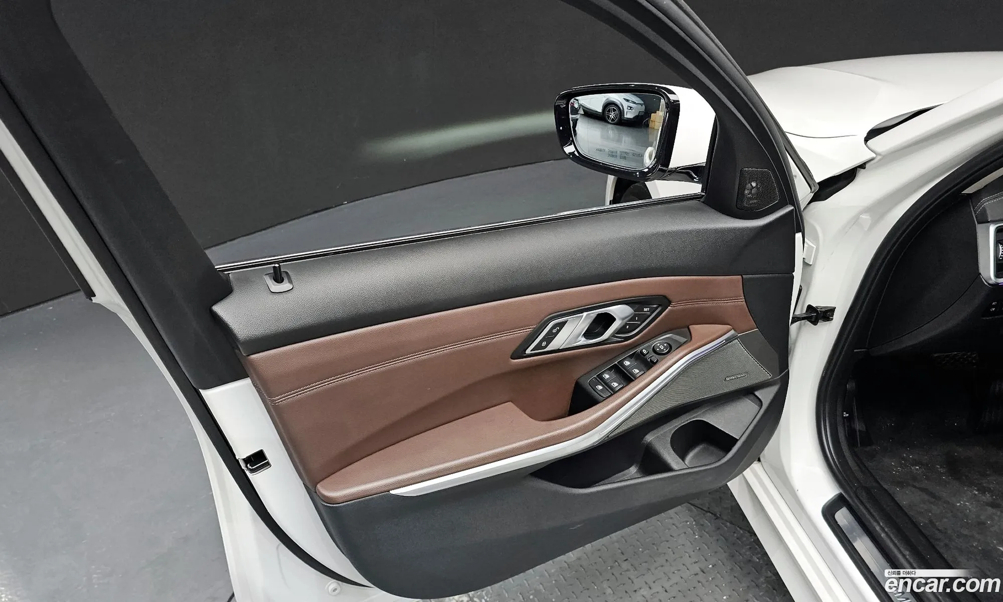 BMW 3 Series 2020 — 12