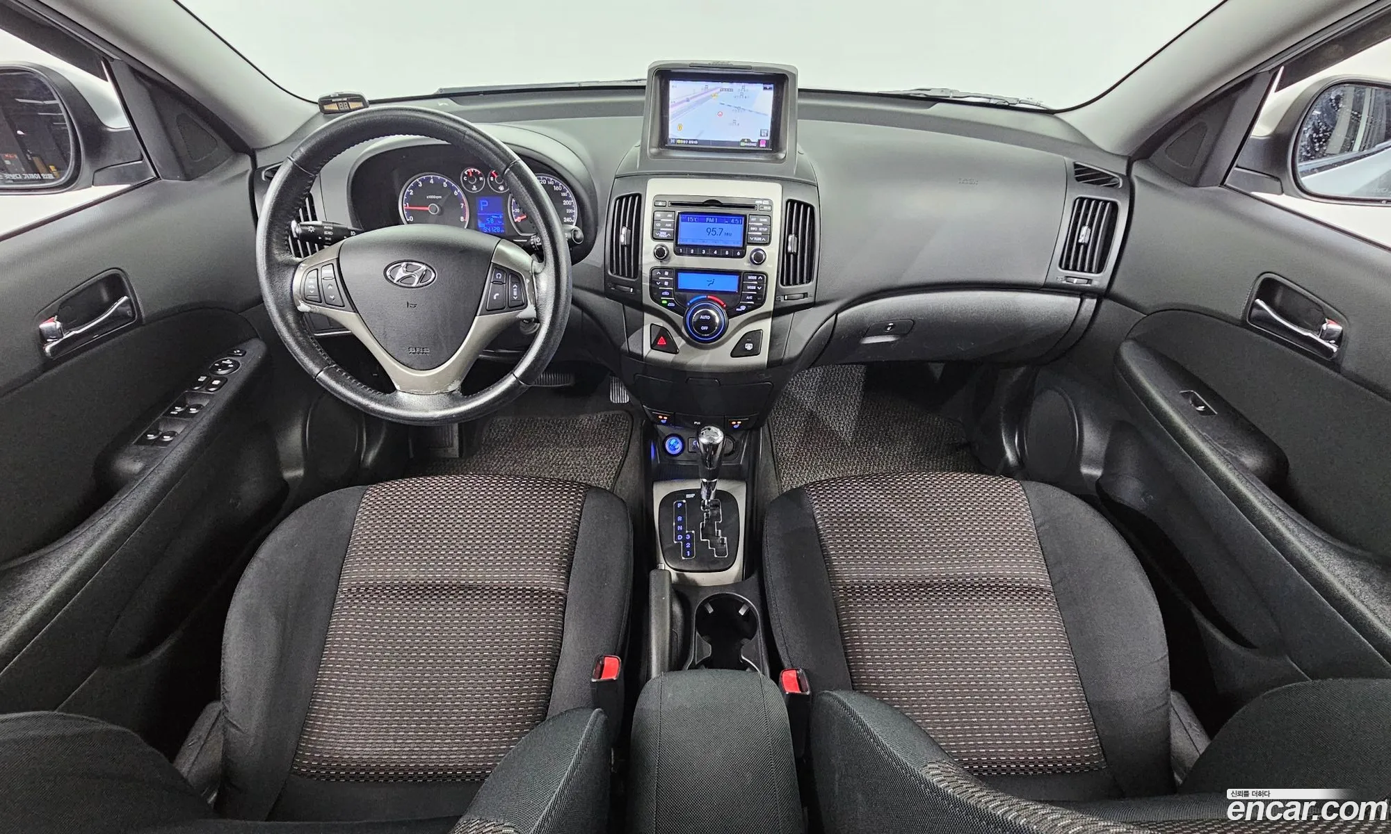 Hyundai i30 2009 — 3