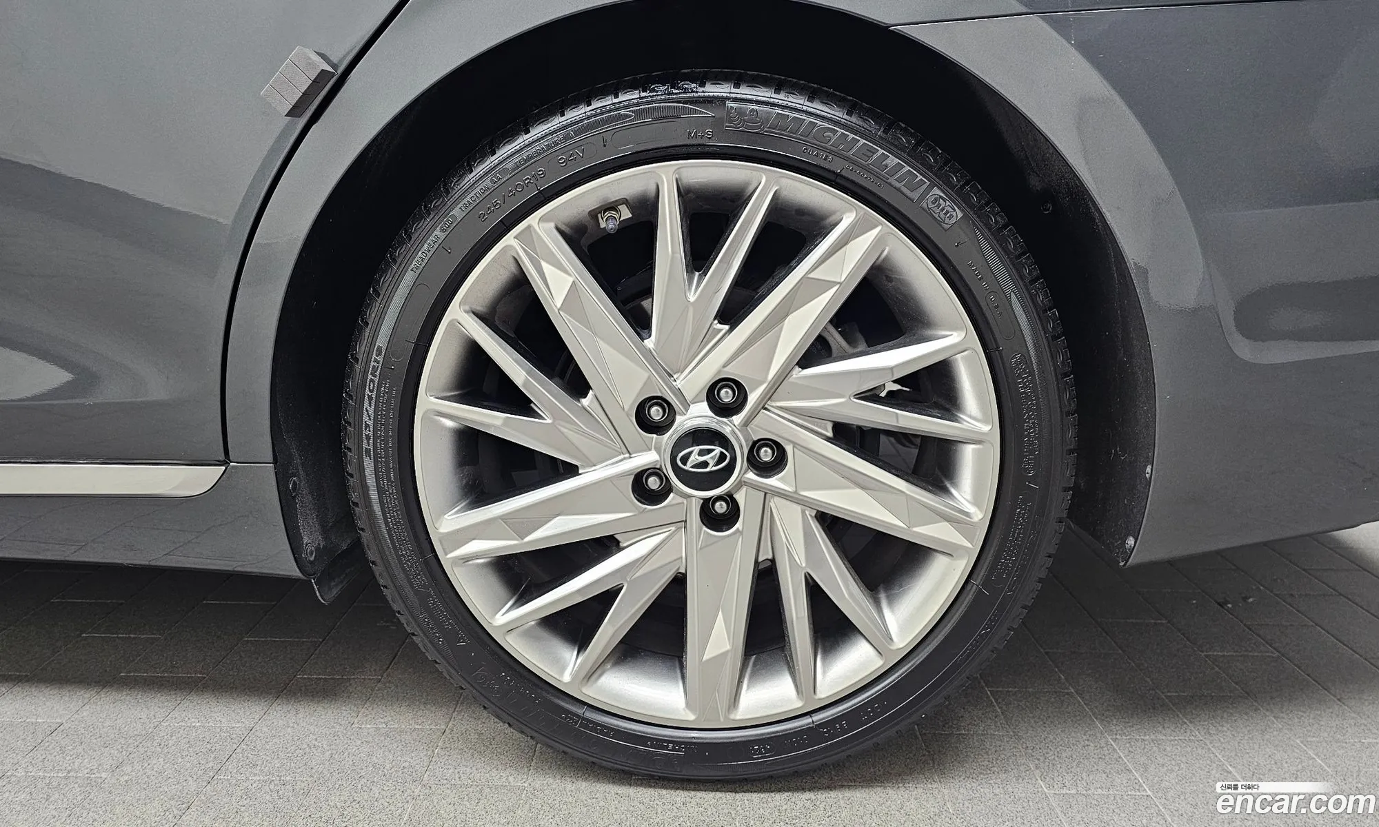 Hyundai Grandeur IG 2021 — 23