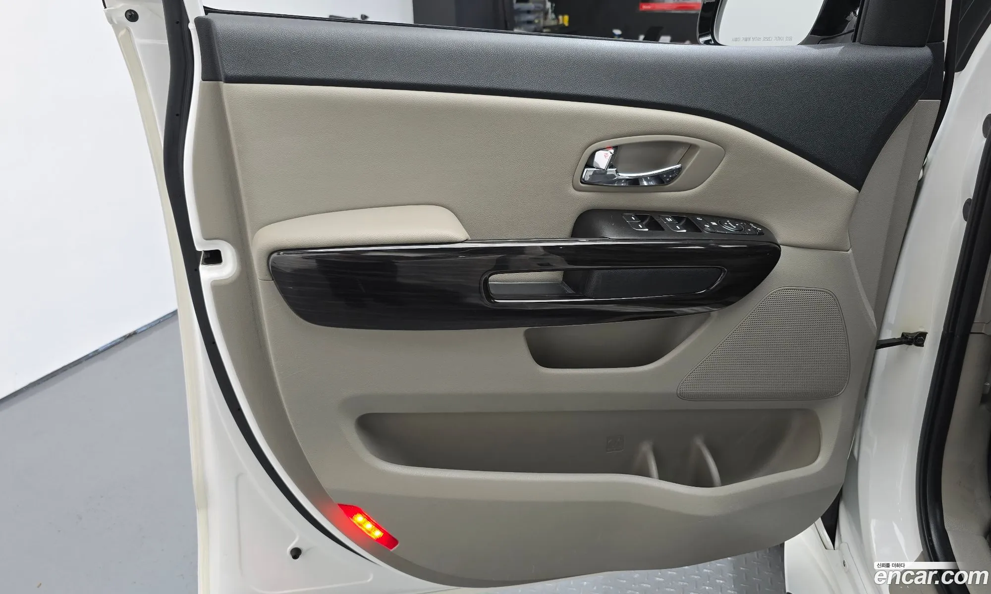 Kia Carnival 2019 — 7