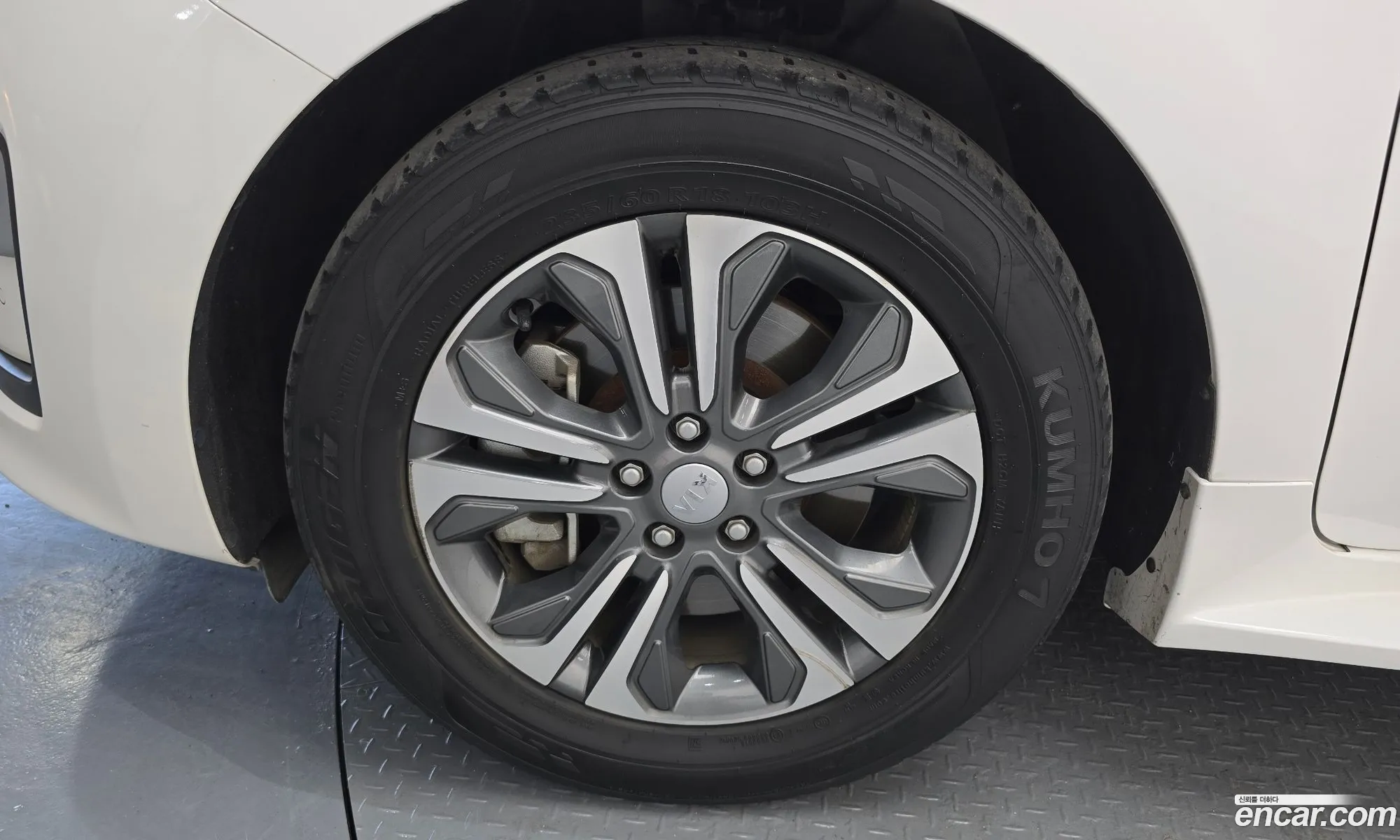 Kia Carnival 2019 — 10