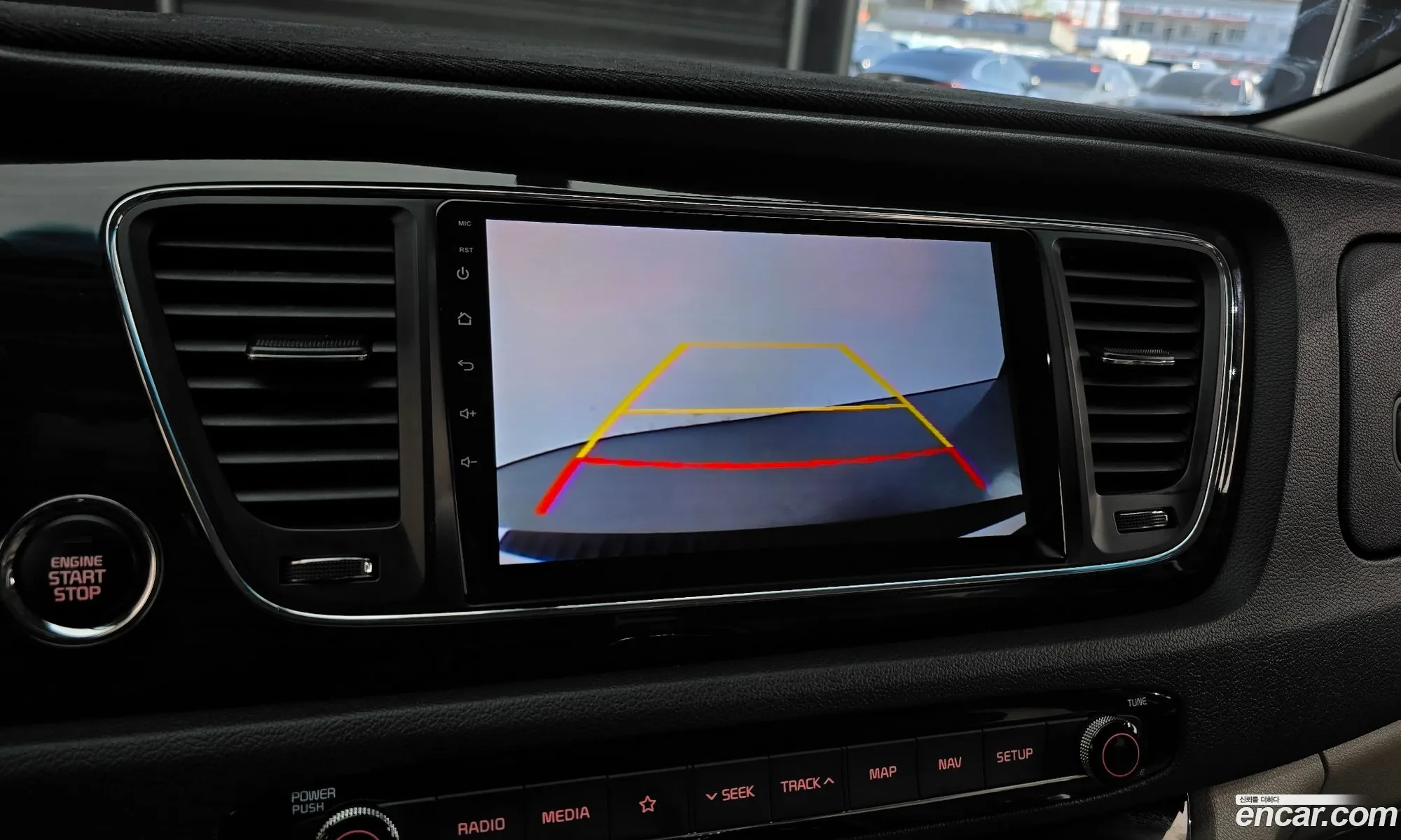 Kia Carnival 2019 — 31