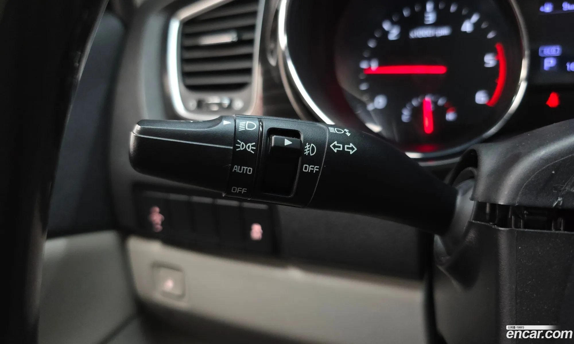 Kia Carnival 2019 — 16
