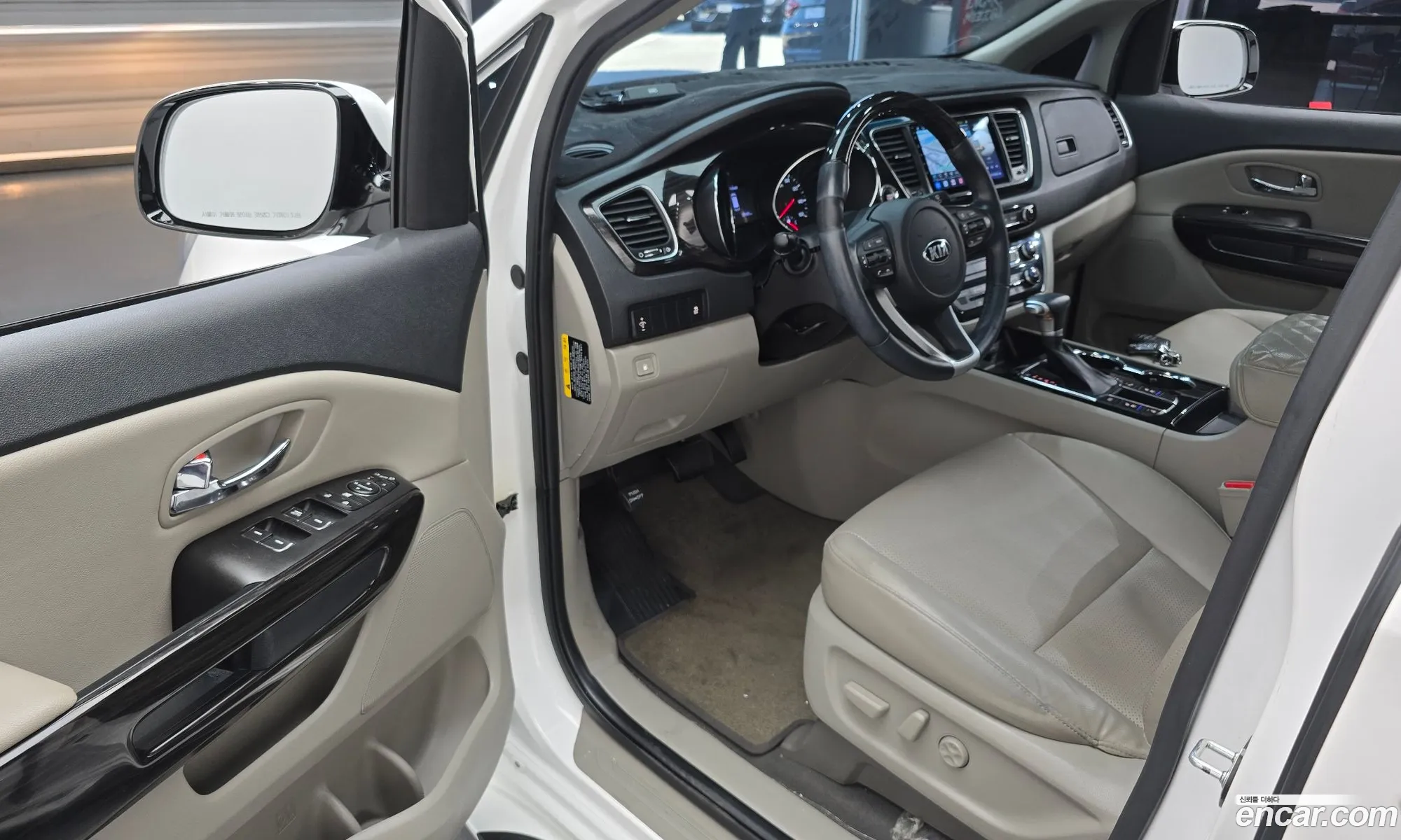Kia Carnival 2019 — 22