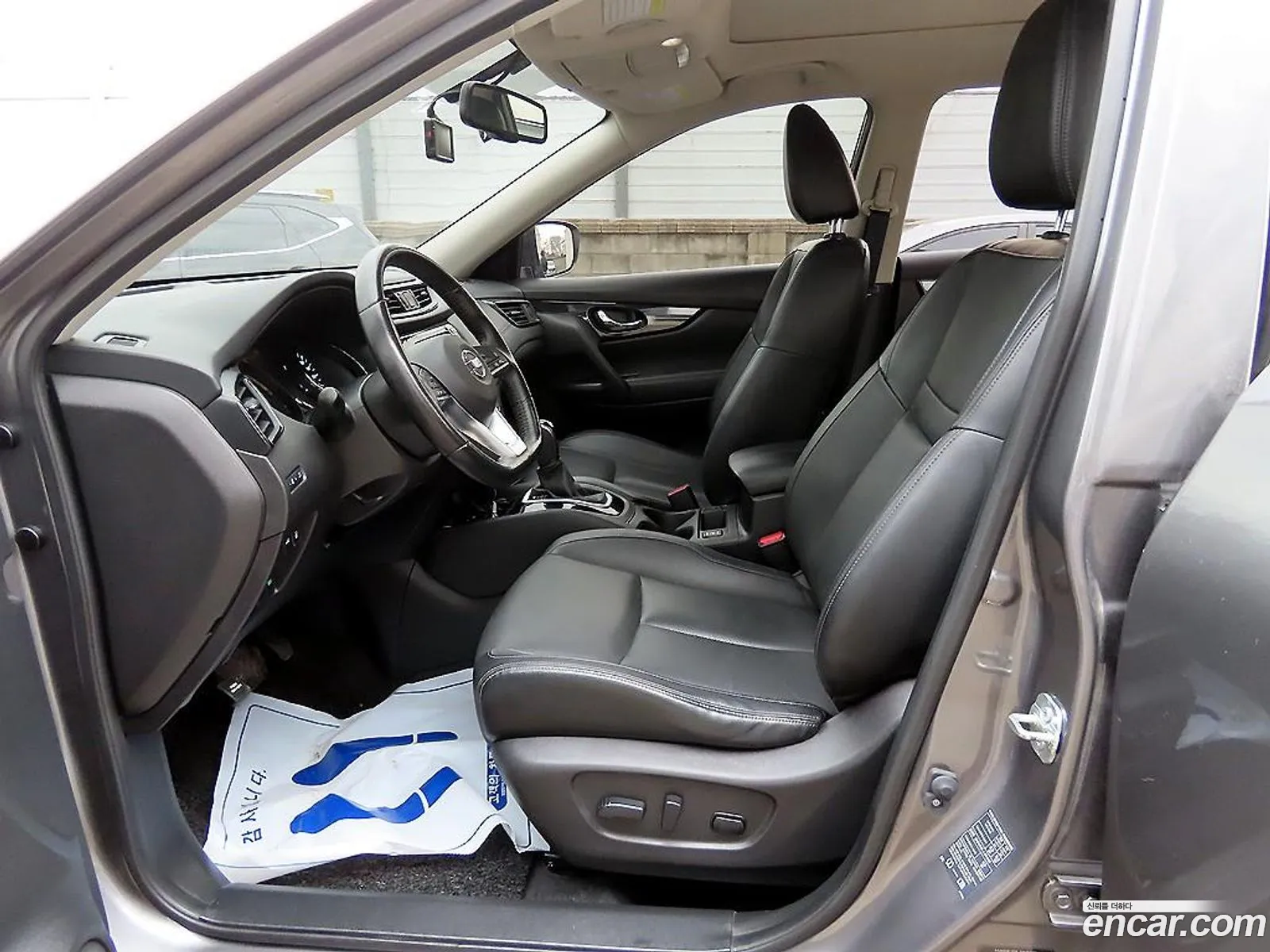 Nissan X-Trail 2018 — 18