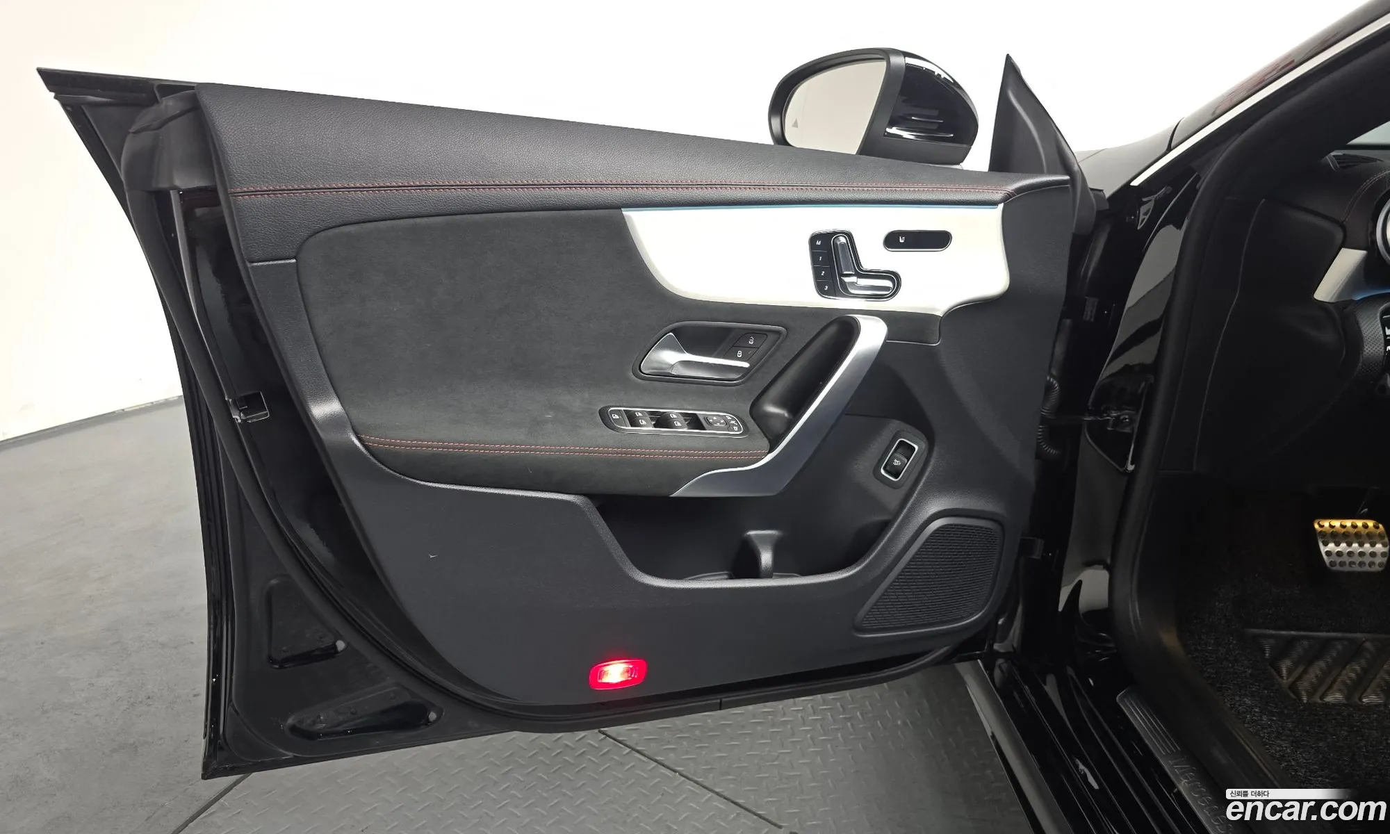 Mercedes-Benz CLA-Class C118 2024 — 7