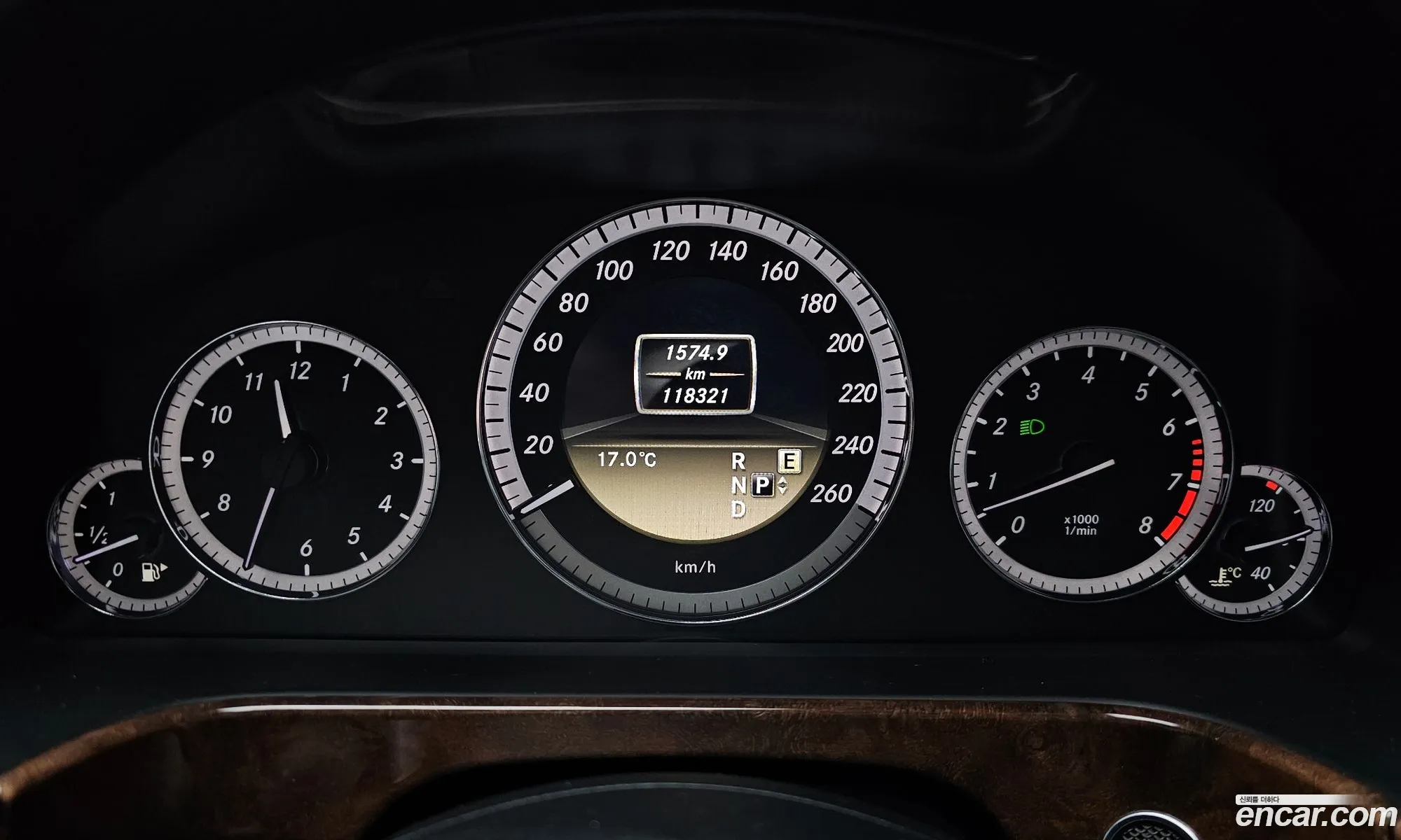 Mercedes-Benz E-Class W212 2012 WDDHF5DB2CA557491 — 3