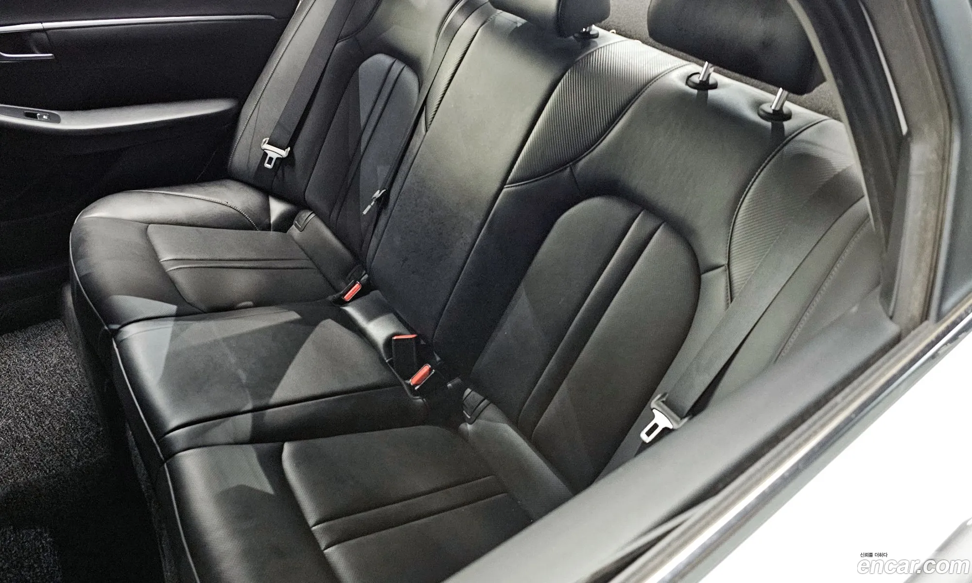Hyundai Sonata 2019 — 19