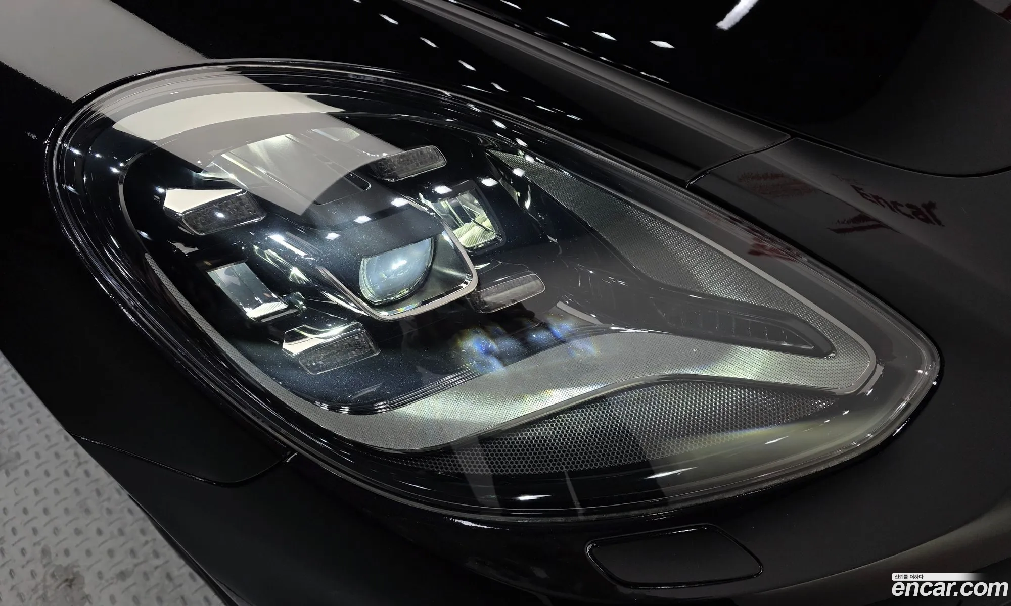 Porsche Panamera 2018 WP0AA2976JL106191 — 6